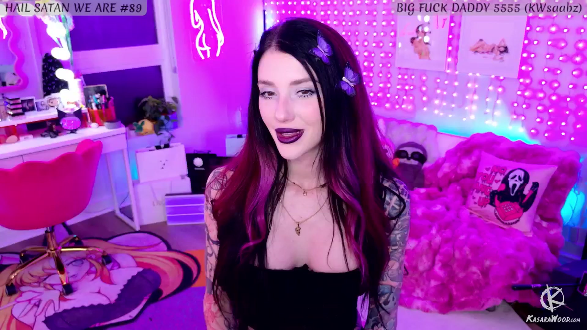 Gallery image thumbnail from KasaraWood's myfreecams stream on, 04/02/2025, 03:40 image 2 of 20