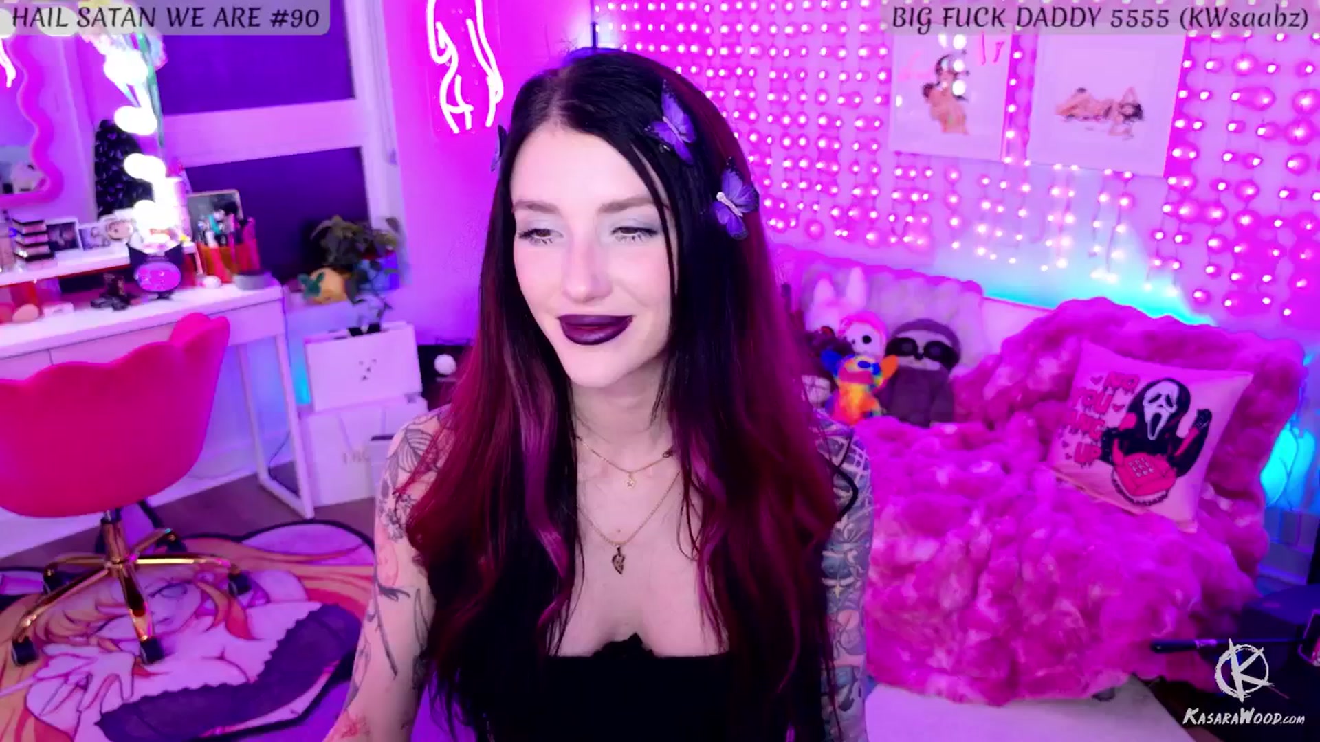 Gallery image thumbnail from KasaraWood's myfreecams stream on, 04/02/2025, 03:40 image 7 of 20