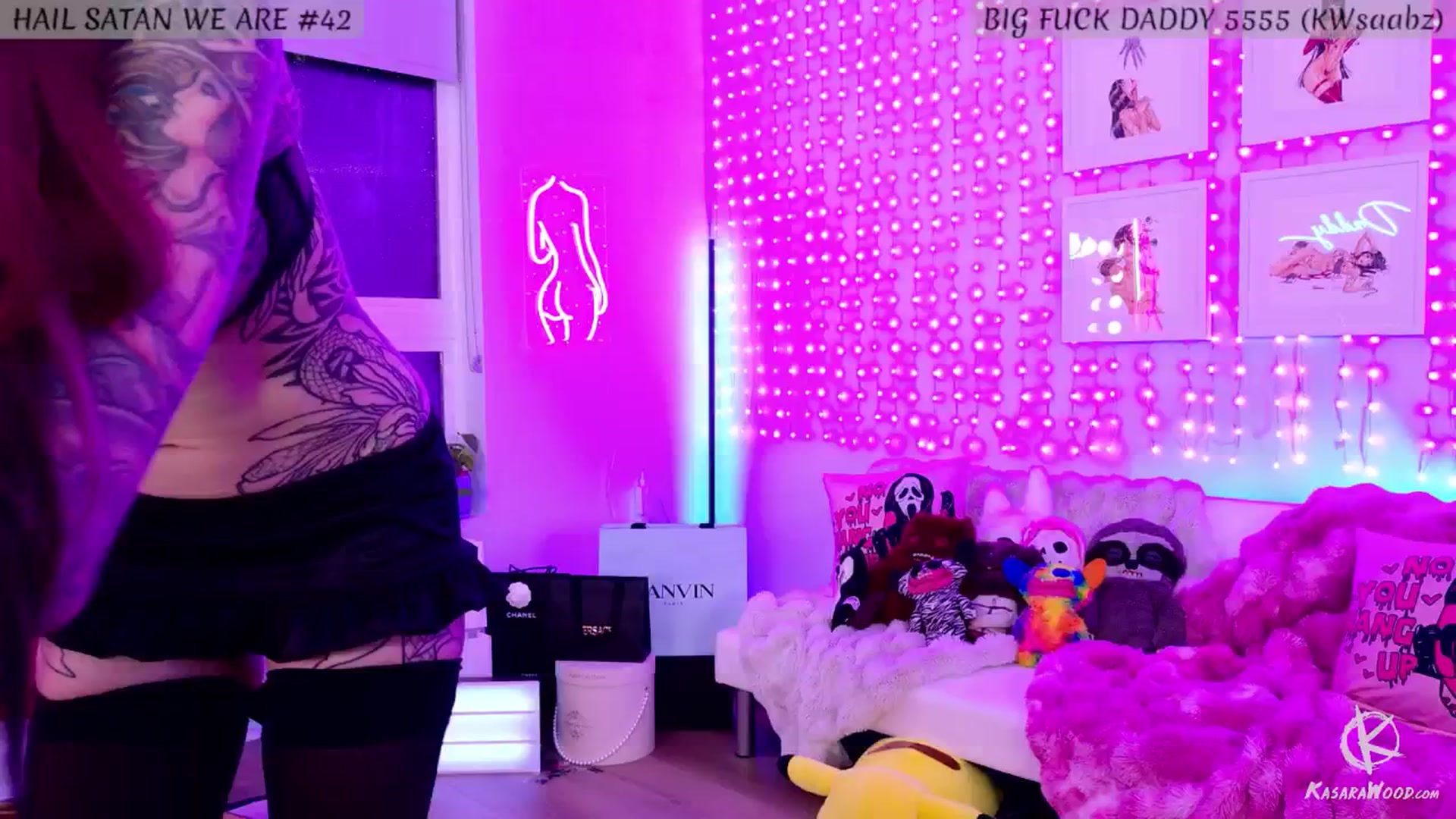 Gallery image thumbnail from KasaraWood's myfreecams stream on, 04/02/2025, 06:09 image 7 of 20