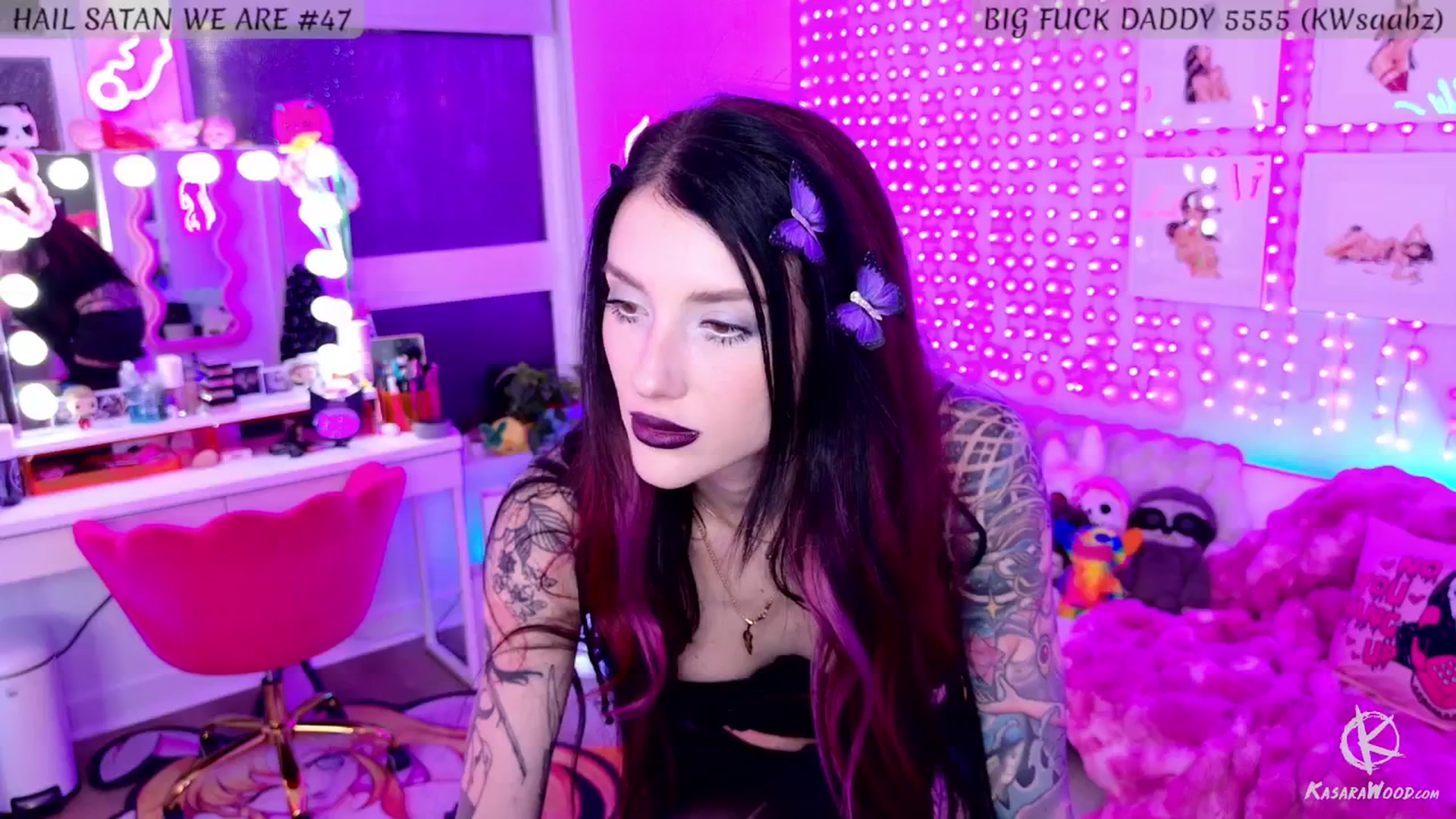 Gallery image thumbnail from KasaraWood's myfreecams stream on, 04/02/2025, 06:09 image 3 of 20