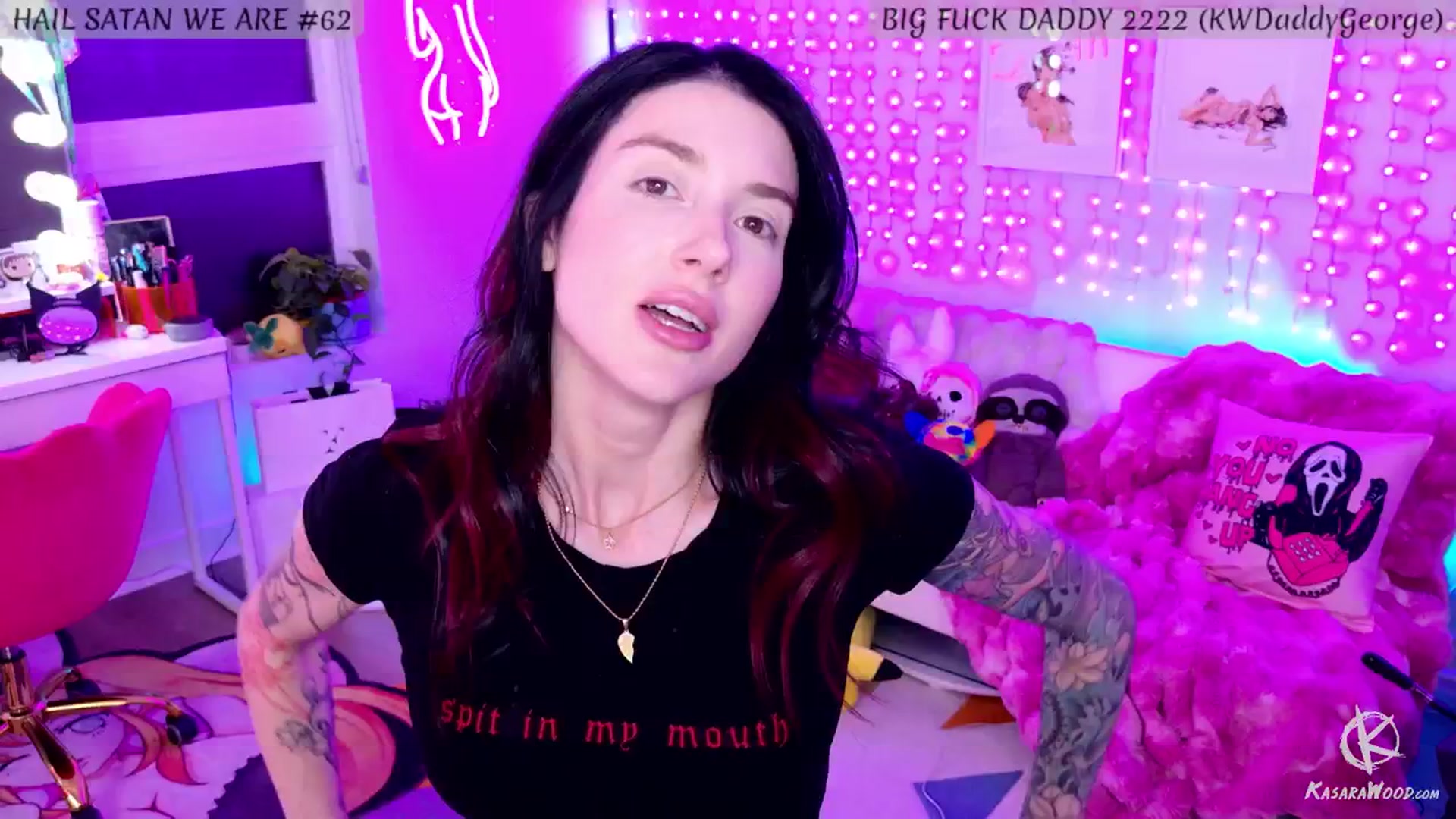 Gallery image thumbnail from KasaraWood's myfreecams stream on, 04/03/2025, 04:30 image 4 of 20
