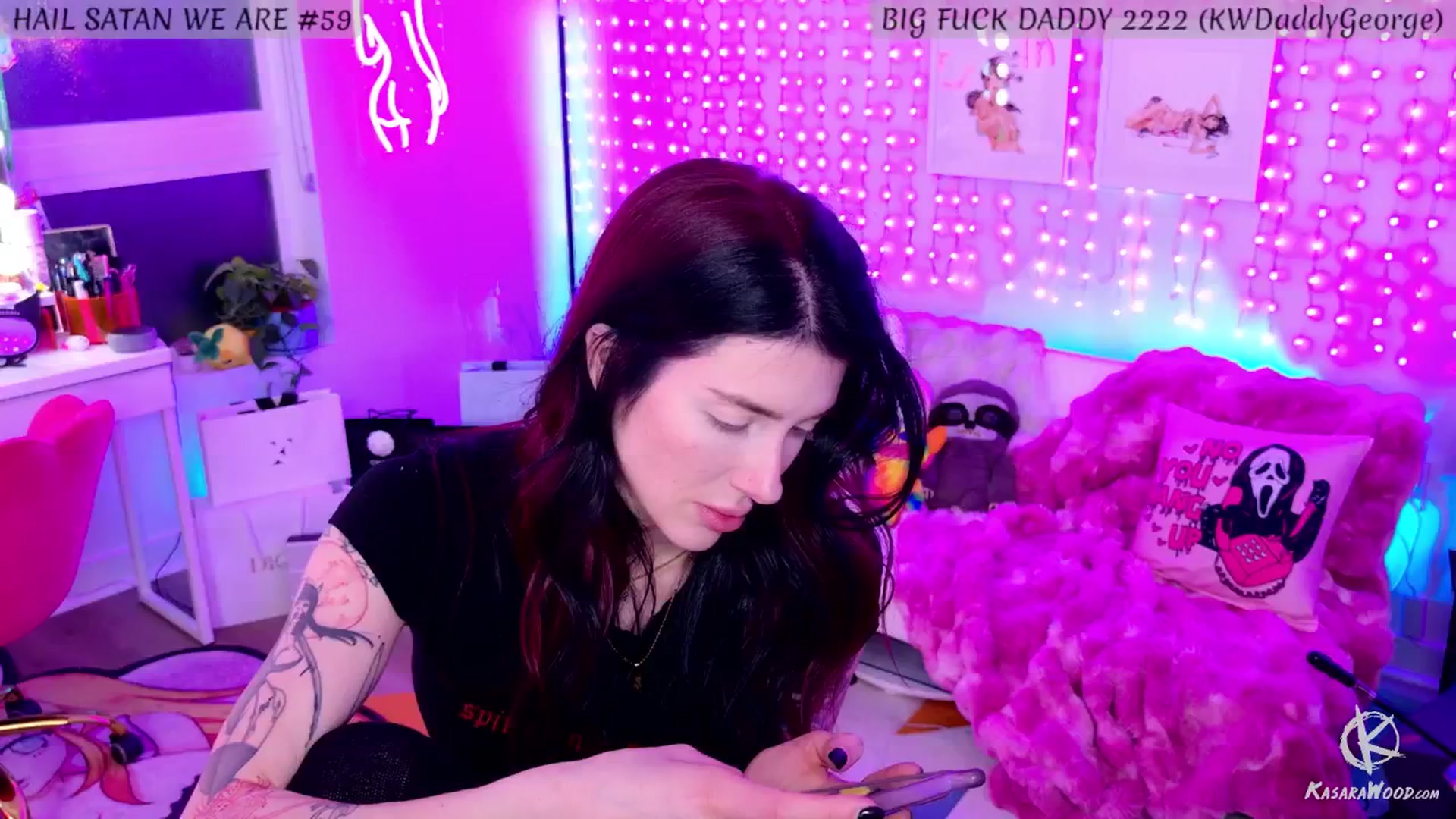 Gallery image thumbnail from KasaraWood's myfreecams stream on, 04/03/2025, 04:30 image 2 of 20