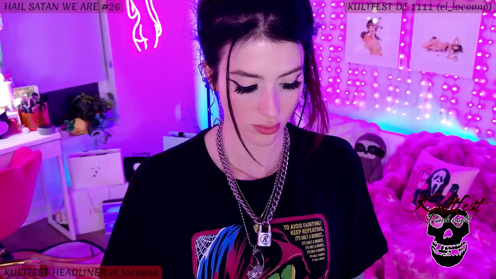 Gallery image thumbnail from KasaraWood's myfreecams stream on, 04/07/2025, 05:22 image 10 of 20