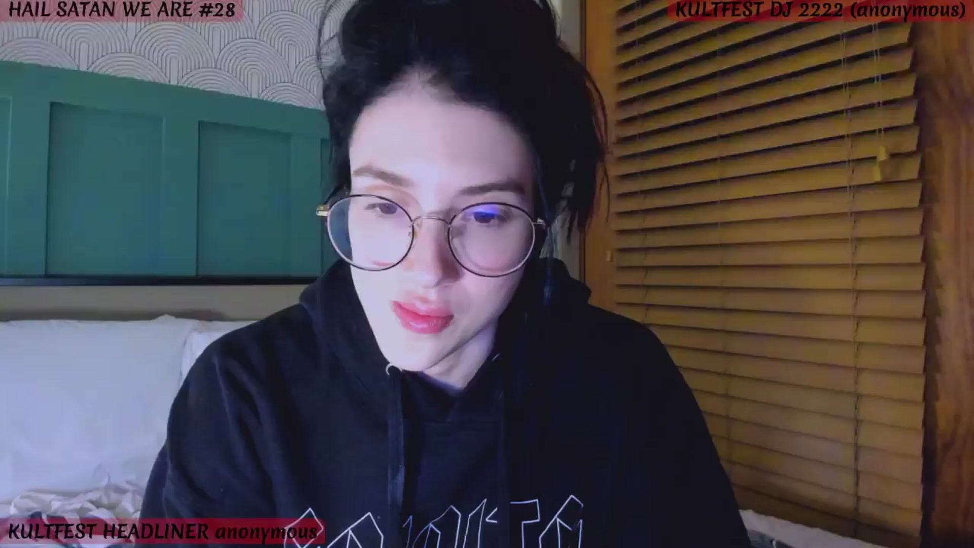 Gallery image thumbnail from KasaraWood's myfreecams stream on, 04/09/2025, 05:16 image 20 of 20