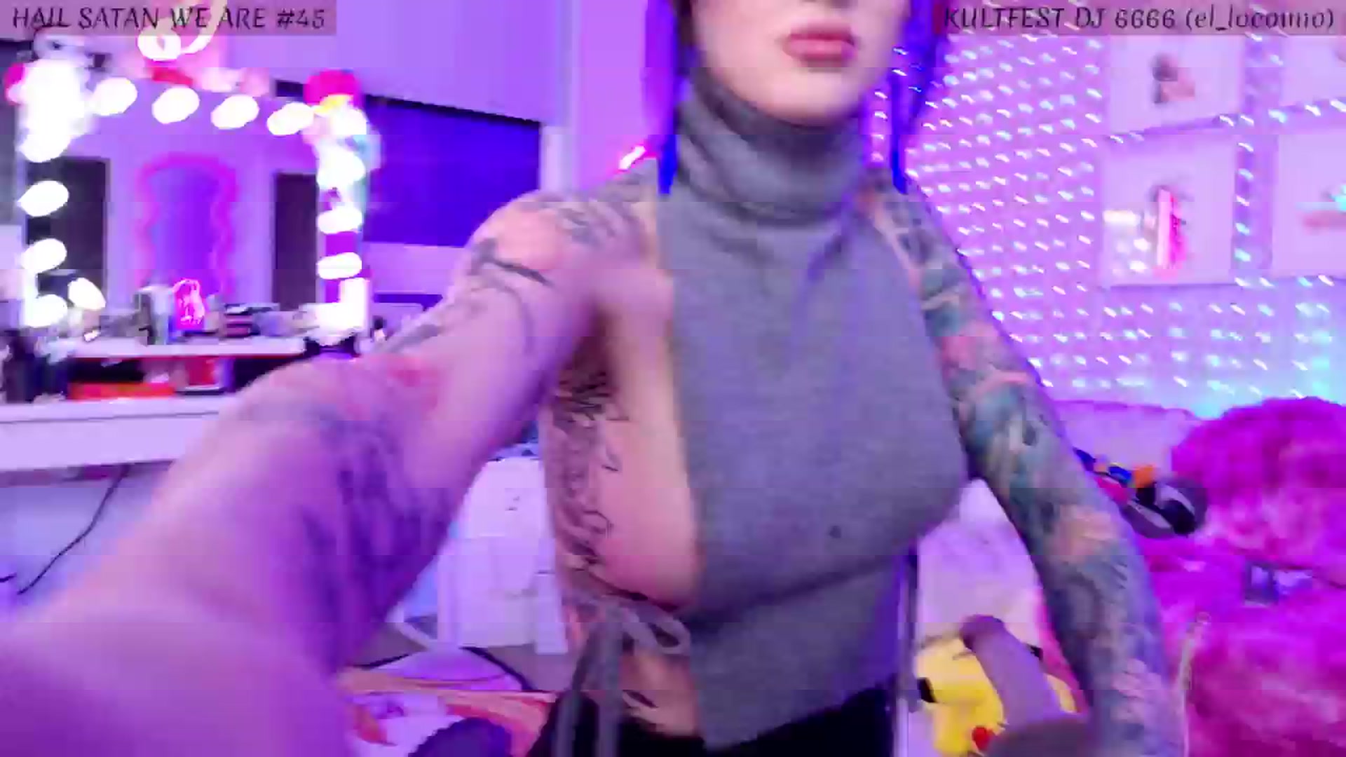 Gallery image thumbnail from KasaraWood's myfreecams stream on, 04/16/2025, 04:57 image 18 of 20