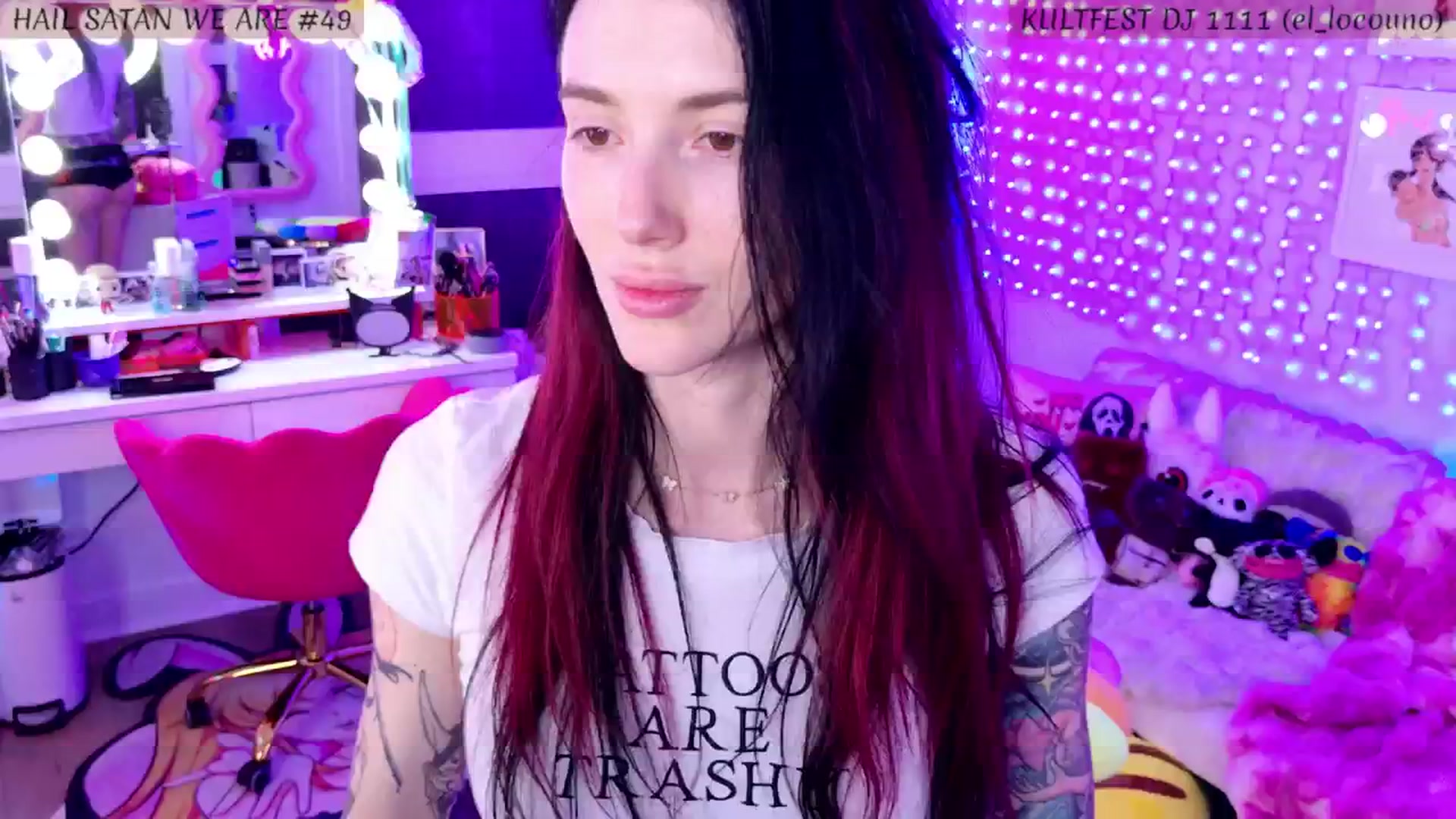 Gallery image thumbnail from KasaraWood's myfreecams stream on, 04/24/2025, 03:35 image 15 of 20