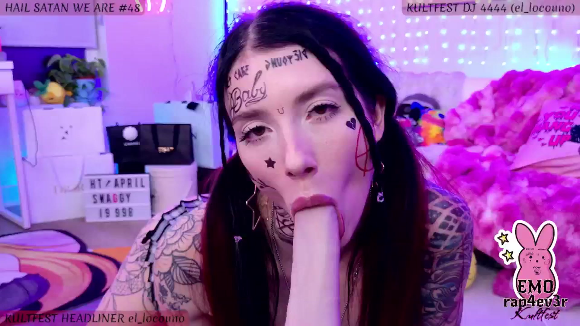 Gallery image thumbnail from KasaraWood's myfreecams stream on, 04/27/2025, 04:51 image 12 of 20