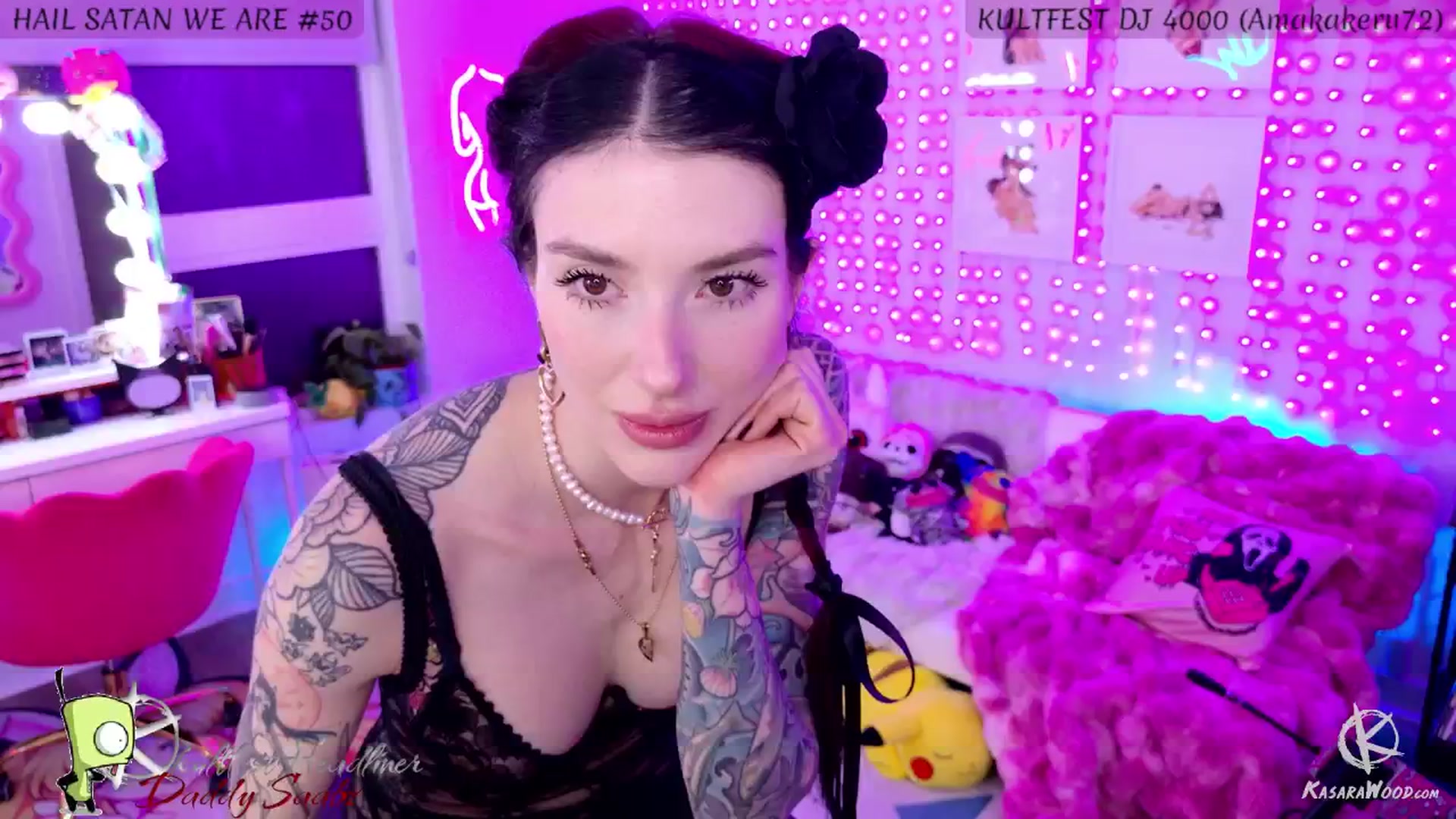 Gallery image thumbnail from KasaraWood's myfreecams stream on, 04/30/2025, 06:03 image 8 of 20