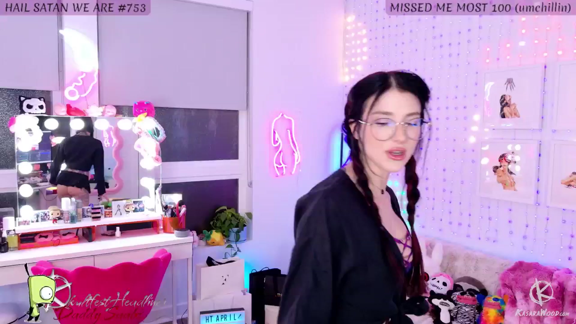 Gallery image thumbnail from KasaraWood's myfreecams stream on, 05/19/2025, 03:28 image 15 of 20