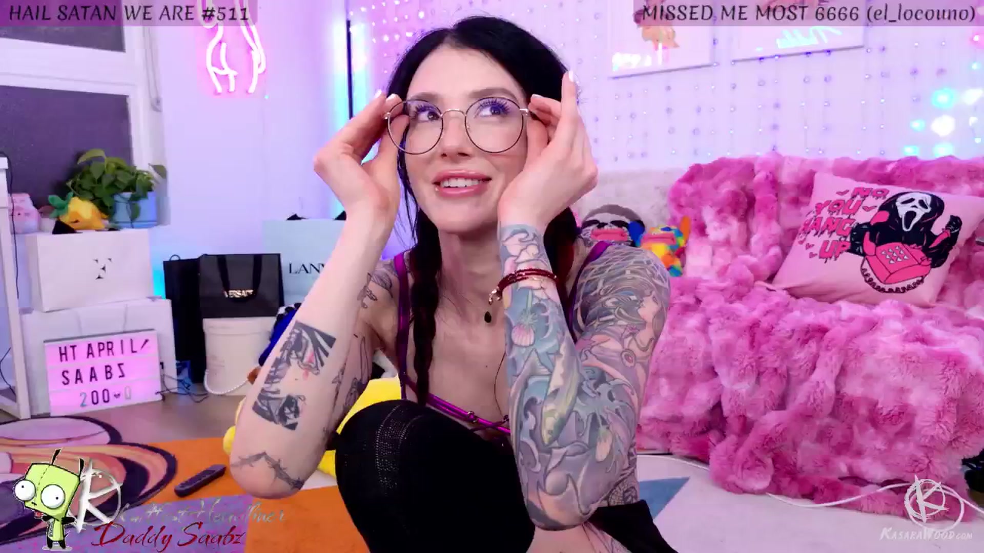 Gallery image thumbnail from KasaraWood's myfreecams stream on, 05/19/2025, 06:14 image 6 of 20