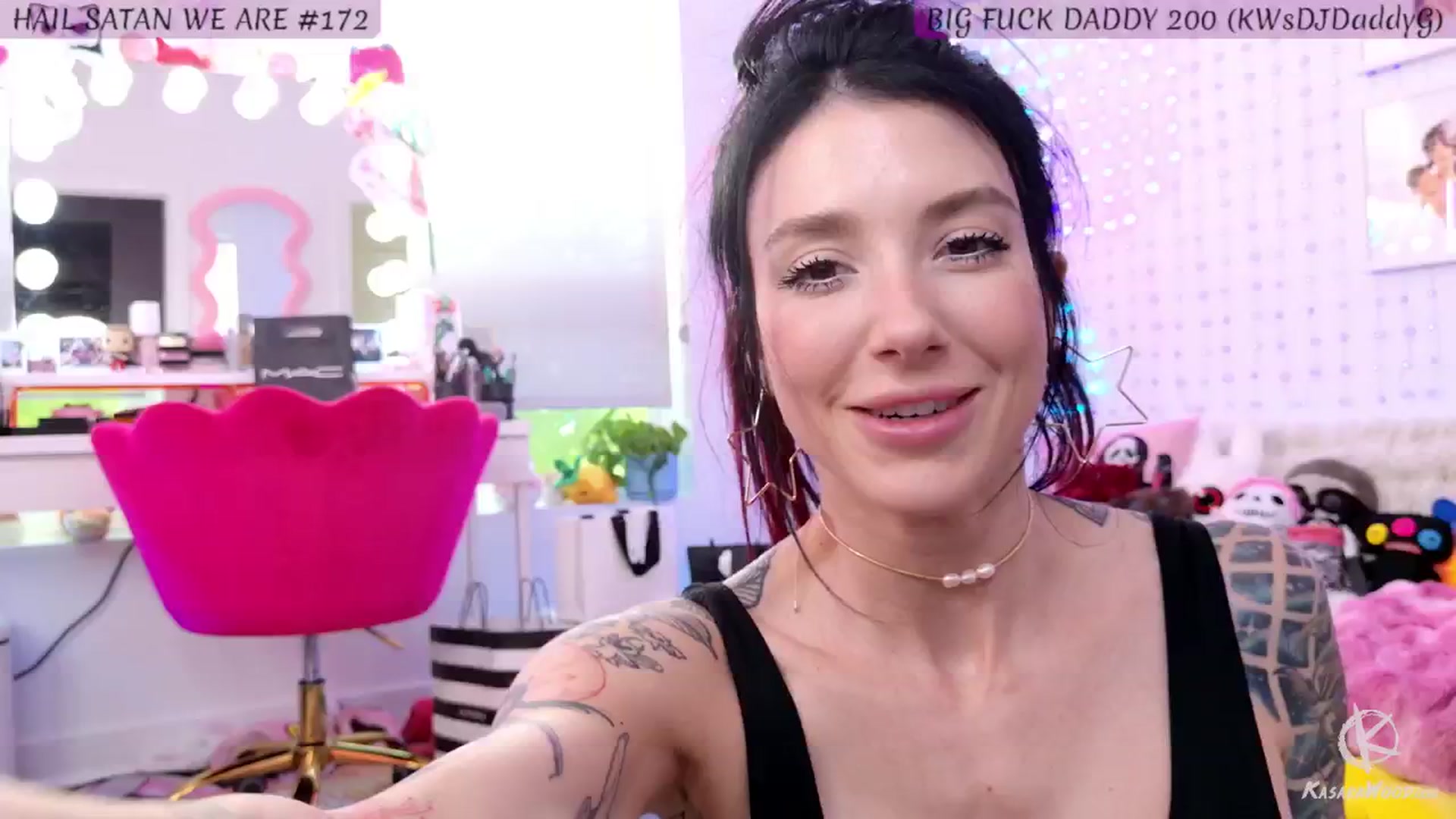 Gallery image thumbnail from KasaraWood's myfreecams stream on, 06/08/2025, 03:49 image 7 of 20