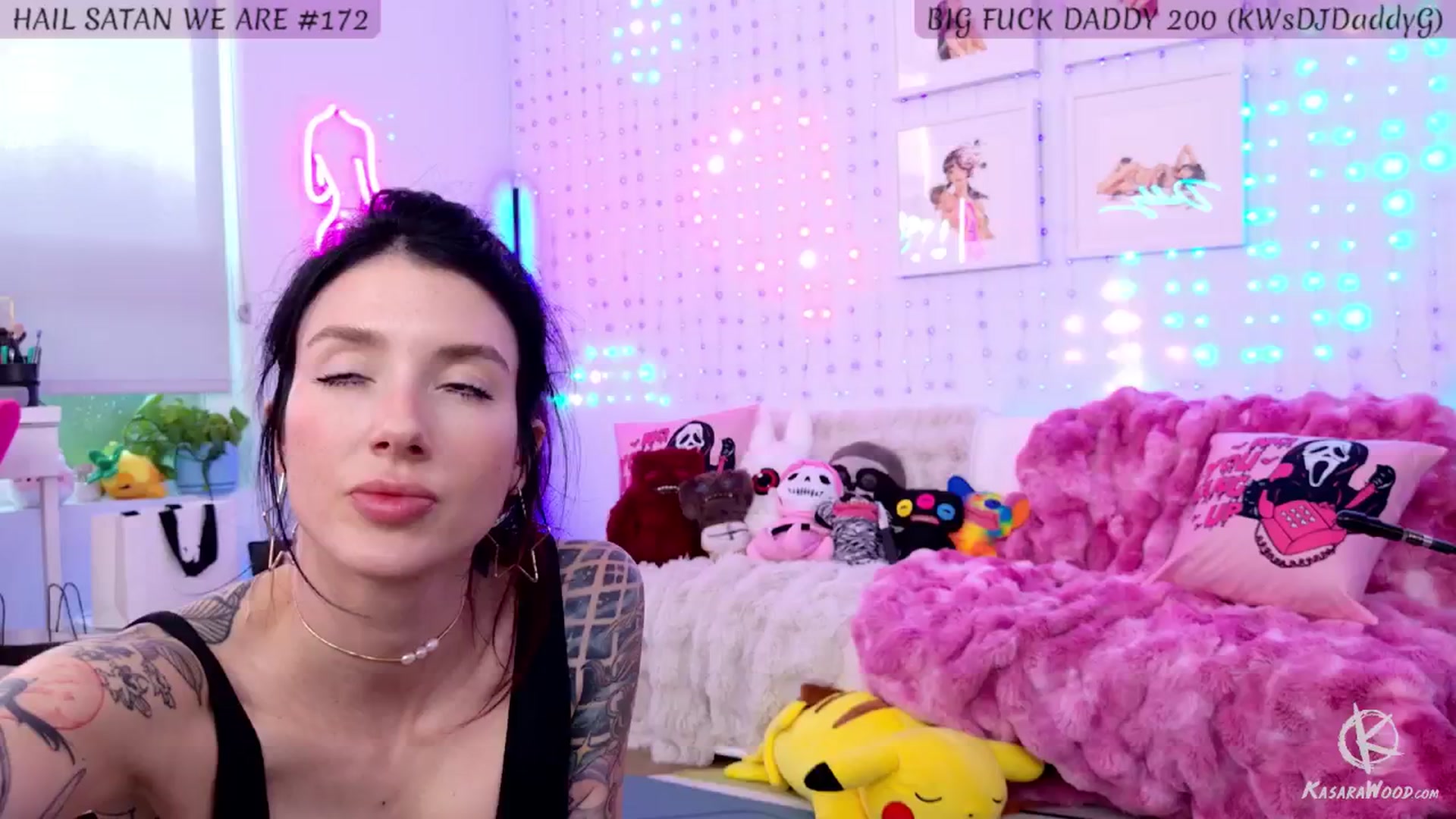 Gallery image thumbnail from KasaraWood's myfreecams stream on, 06/08/2025, 03:49 image 8 of 20