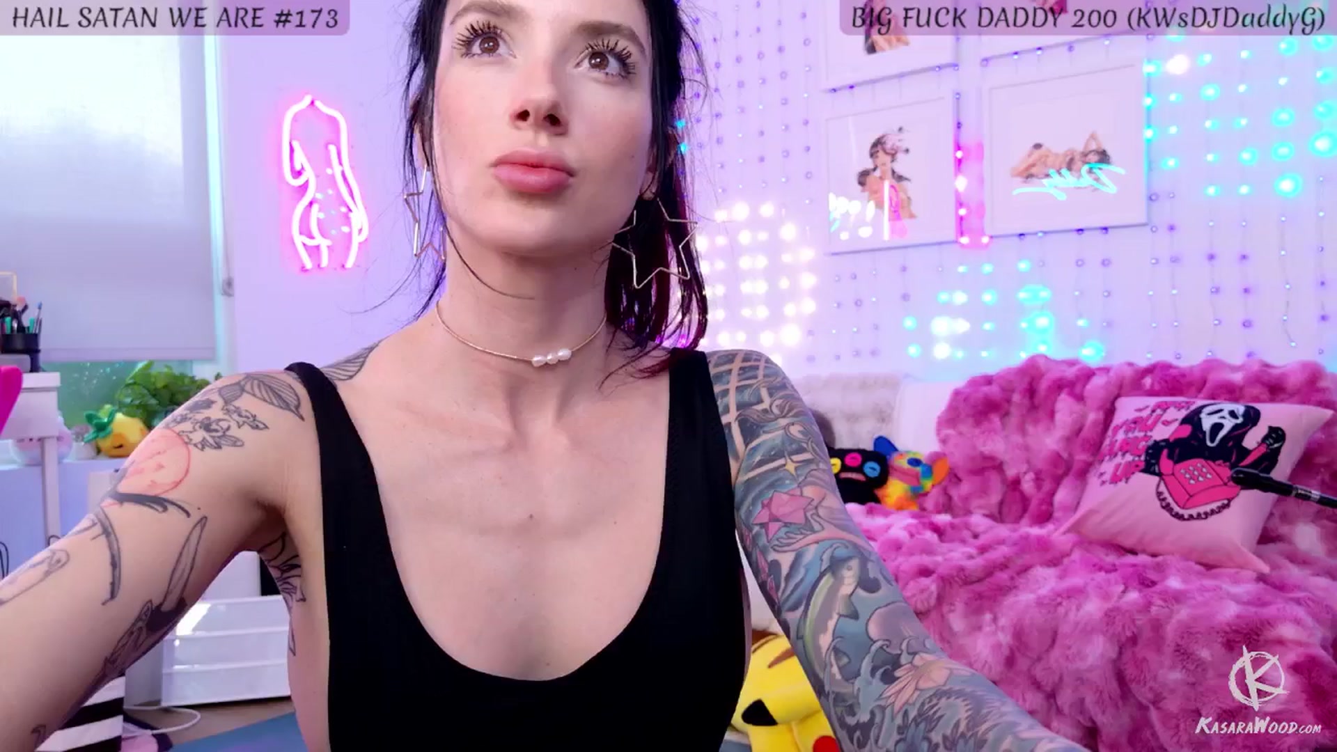 Gallery image thumbnail from KasaraWood's myfreecams stream on, 06/08/2025, 03:49 image 9 of 20