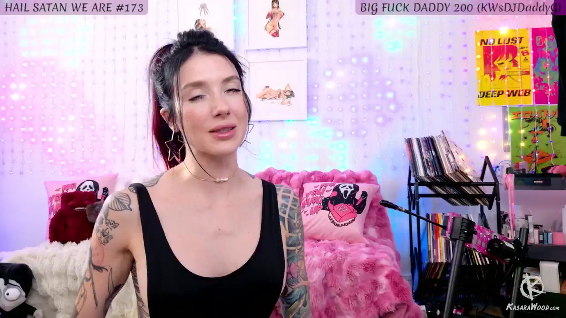 Gallery image thumbnail from KasaraWood's myfreecams stream on, 06/08/2025, 03:49 image 4 of 20