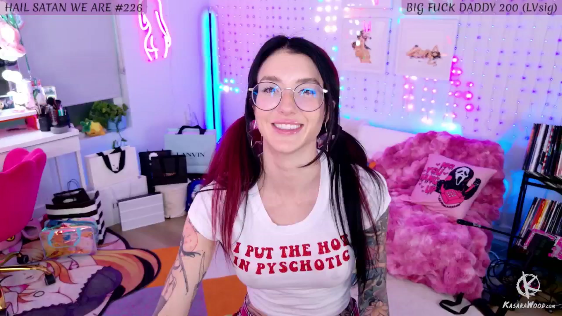 Gallery image thumbnail from KasaraWood's myfreecams stream on, 06/11/2025, 05:36 image 2 of 20
