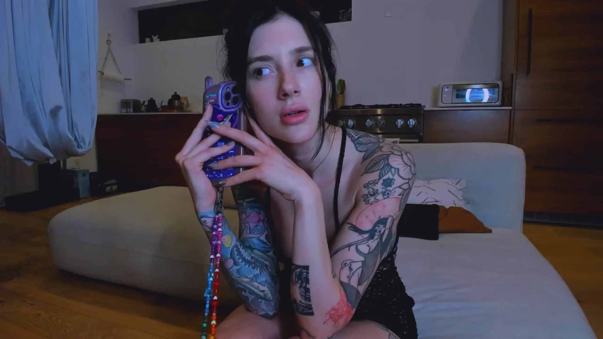 Gallery image thumbnail from KasaraWood's myfreecams stream on, 06/13/2025, 05:40 image 10 of 20