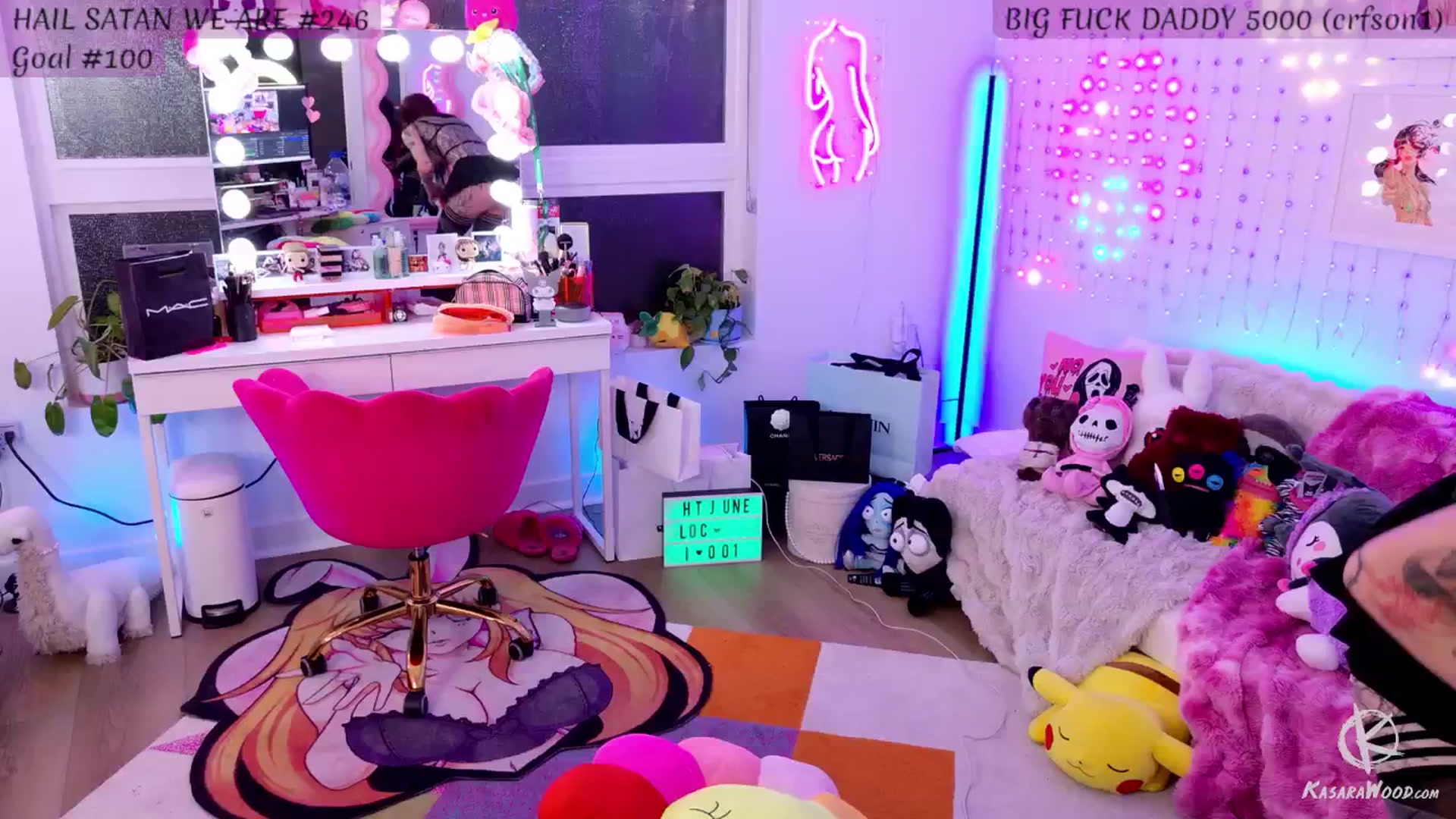 Gallery image thumbnail from KasaraWood's myfreecams stream on, 06/28/2025, 05:22 image 12 of 20