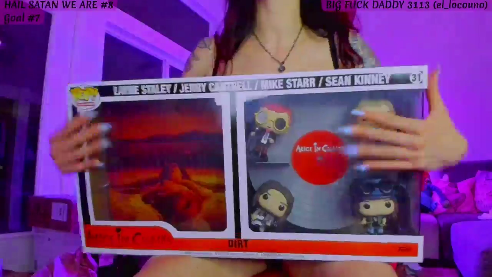 Gallery image thumbnail from KasaraWood's myfreecams stream on, 07/28/2025, 06:34 image 9 of 20