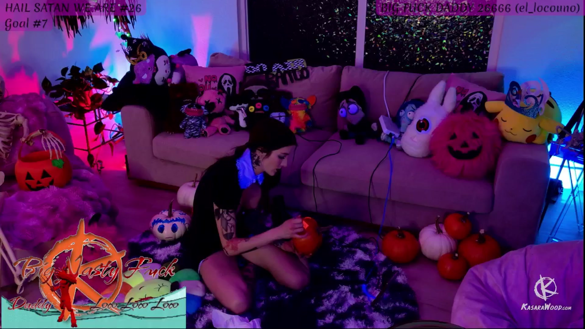 Gallery image thumbnail from KasaraWood's myfreecams stream on, 10/02/2025, 06:33 image 15 of 20