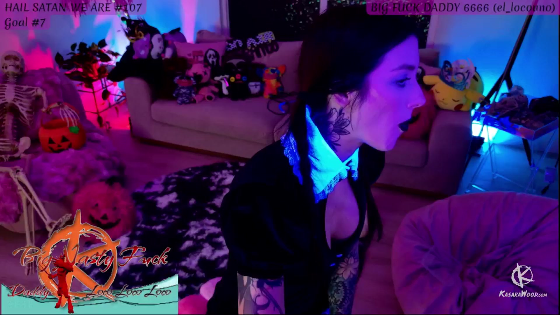 Gallery image thumbnail from KasaraWood's myfreecams stream on, 10/02/2025, 06:33 image 8 of 20