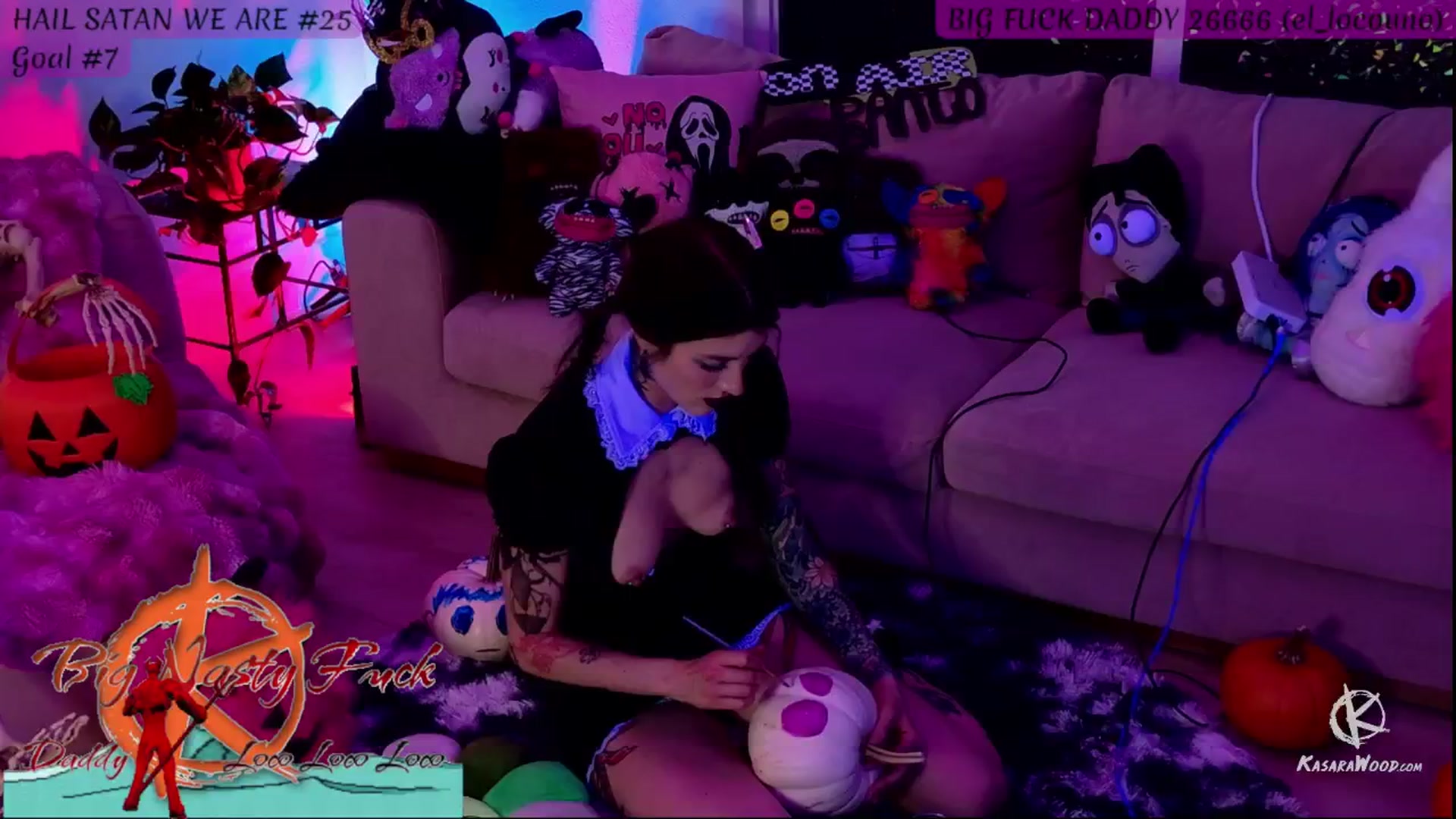 Gallery image thumbnail from KasaraWood's myfreecams stream on, 10/02/2025, 06:33 image 18 of 20