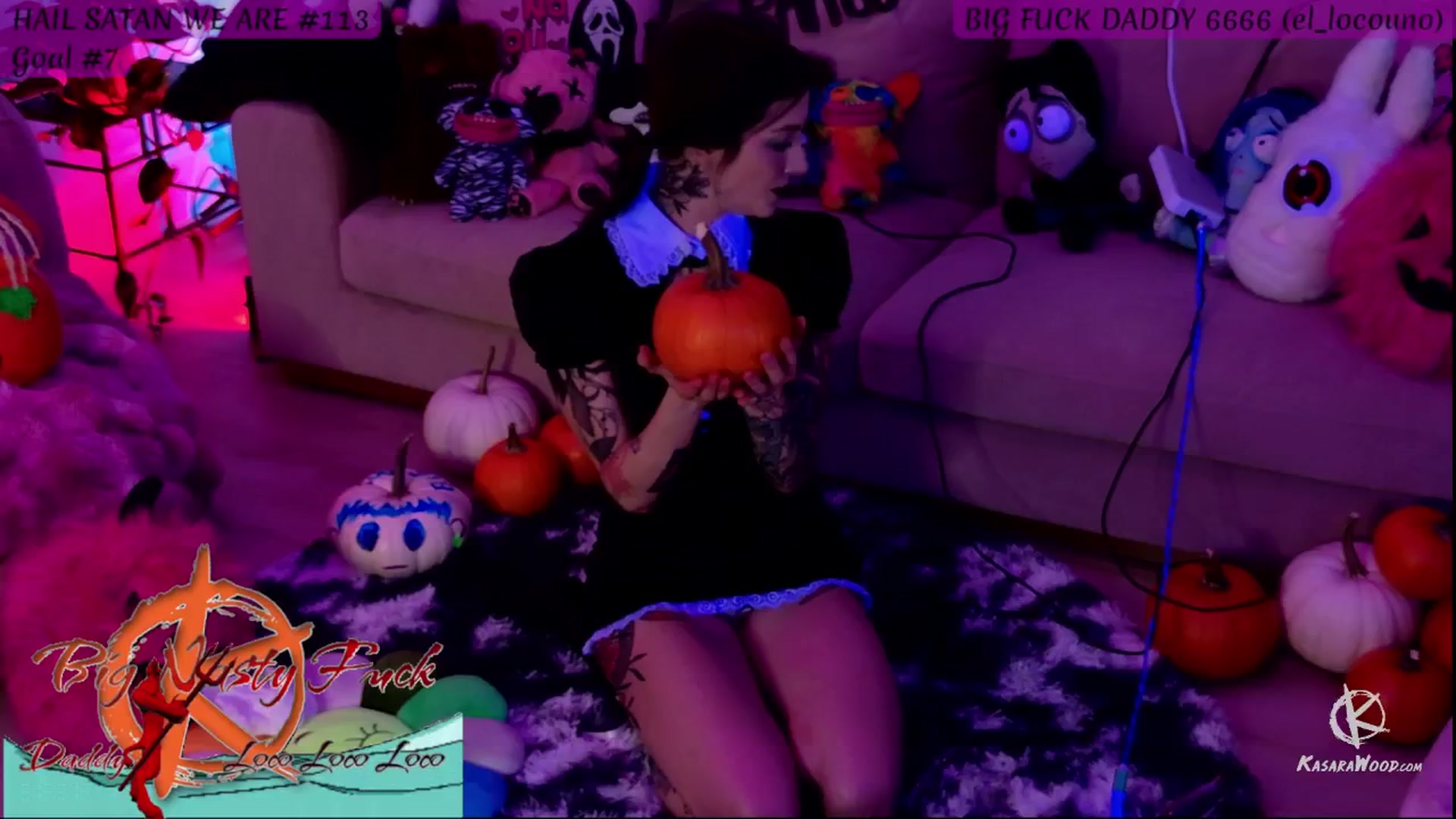 Gallery image thumbnail from KasaraWood's myfreecams stream on, 10/02/2025, 06:33 image 12 of 20
