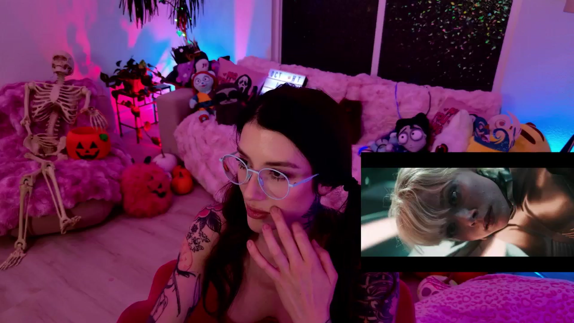 Gallery image thumbnail from KasaraWood's myfreecams stream on, 10/06/2025, 06:09 image 11 of 20