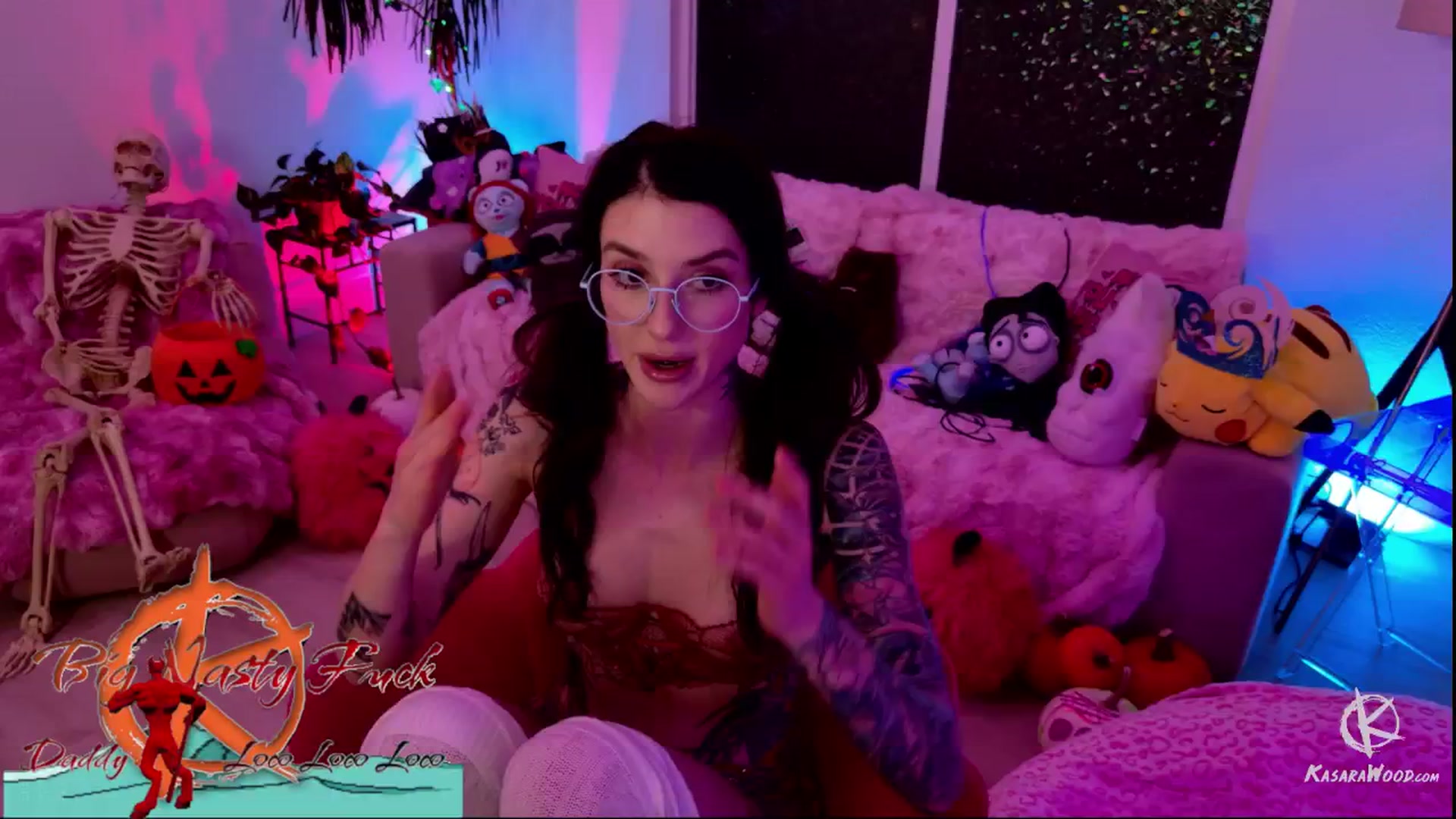 Gallery image thumbnail from KasaraWood's myfreecams stream on, 10/06/2025, 06:09 image 16 of 20