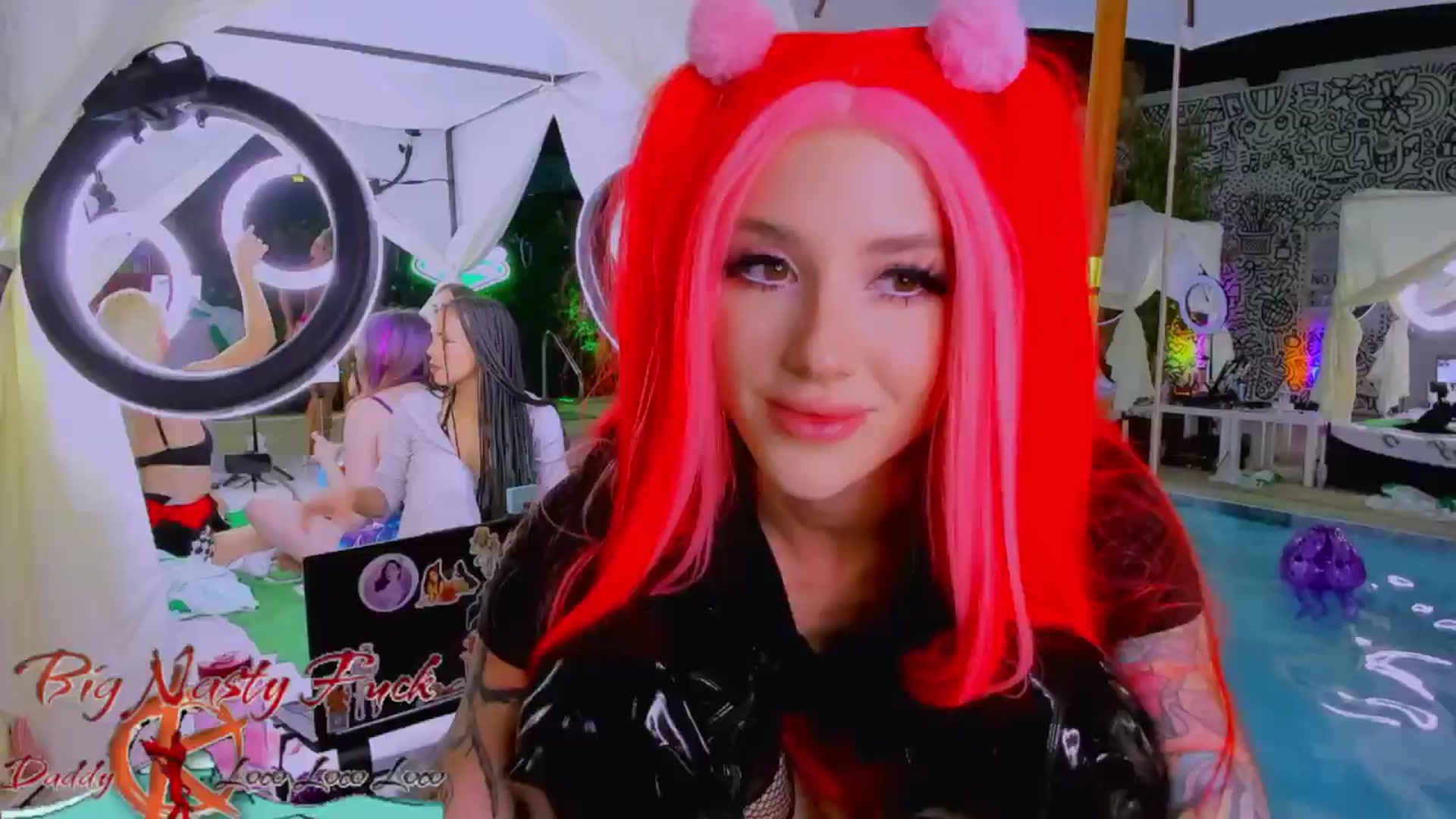Gallery image thumbnail from KasaraWood's myfreecams stream on, 10/08/2025, 06:35 image 11 of 20