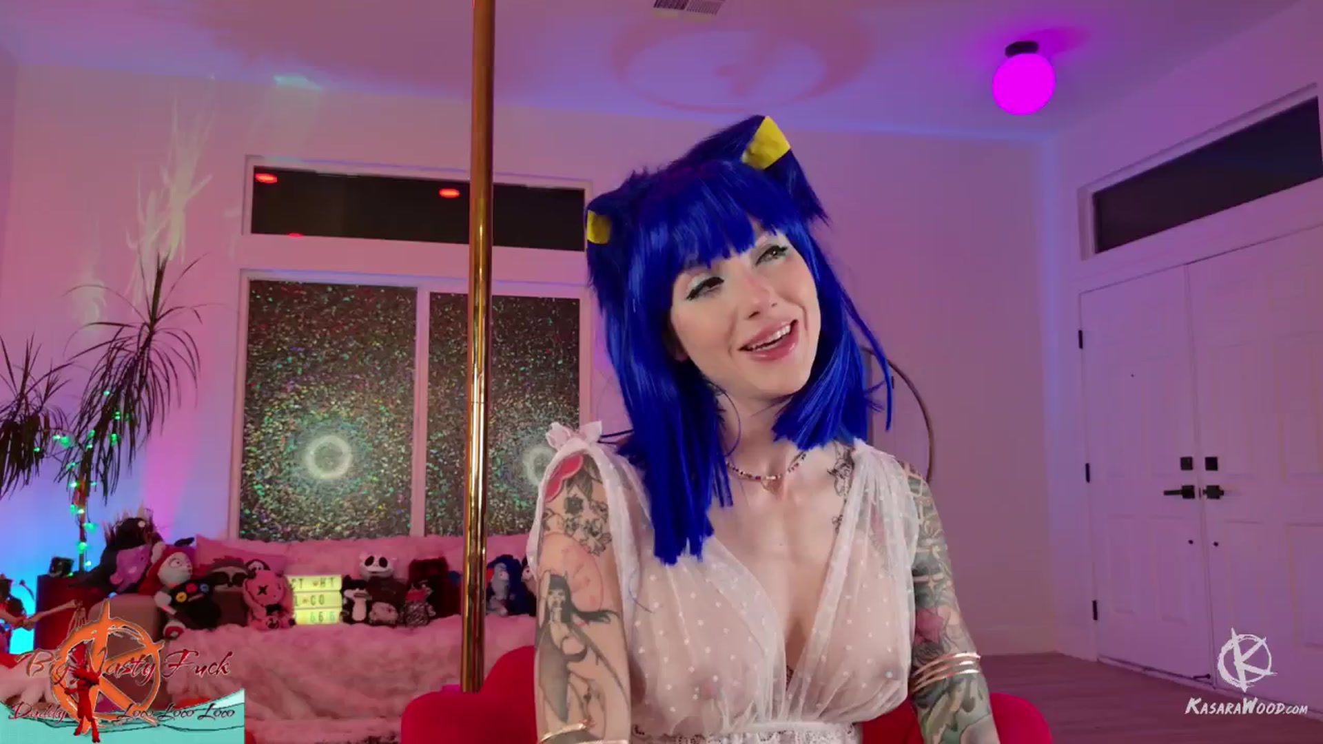 Gallery image thumbnail from KasaraWood's myfreecams stream on, 10/10/2025, 02:22 image 2 of 20