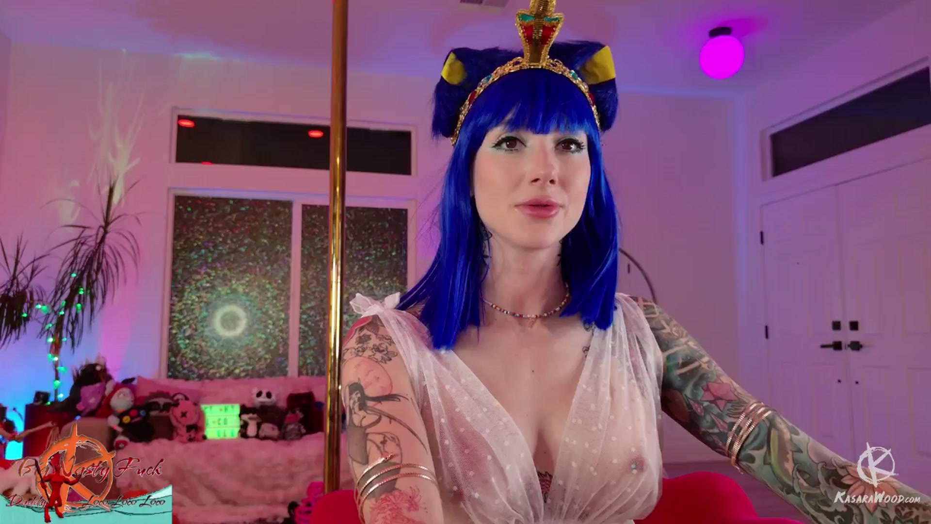 Gallery image thumbnail from KasaraWood's myfreecams stream on, 10/10/2025, 02:22 image 11 of 20