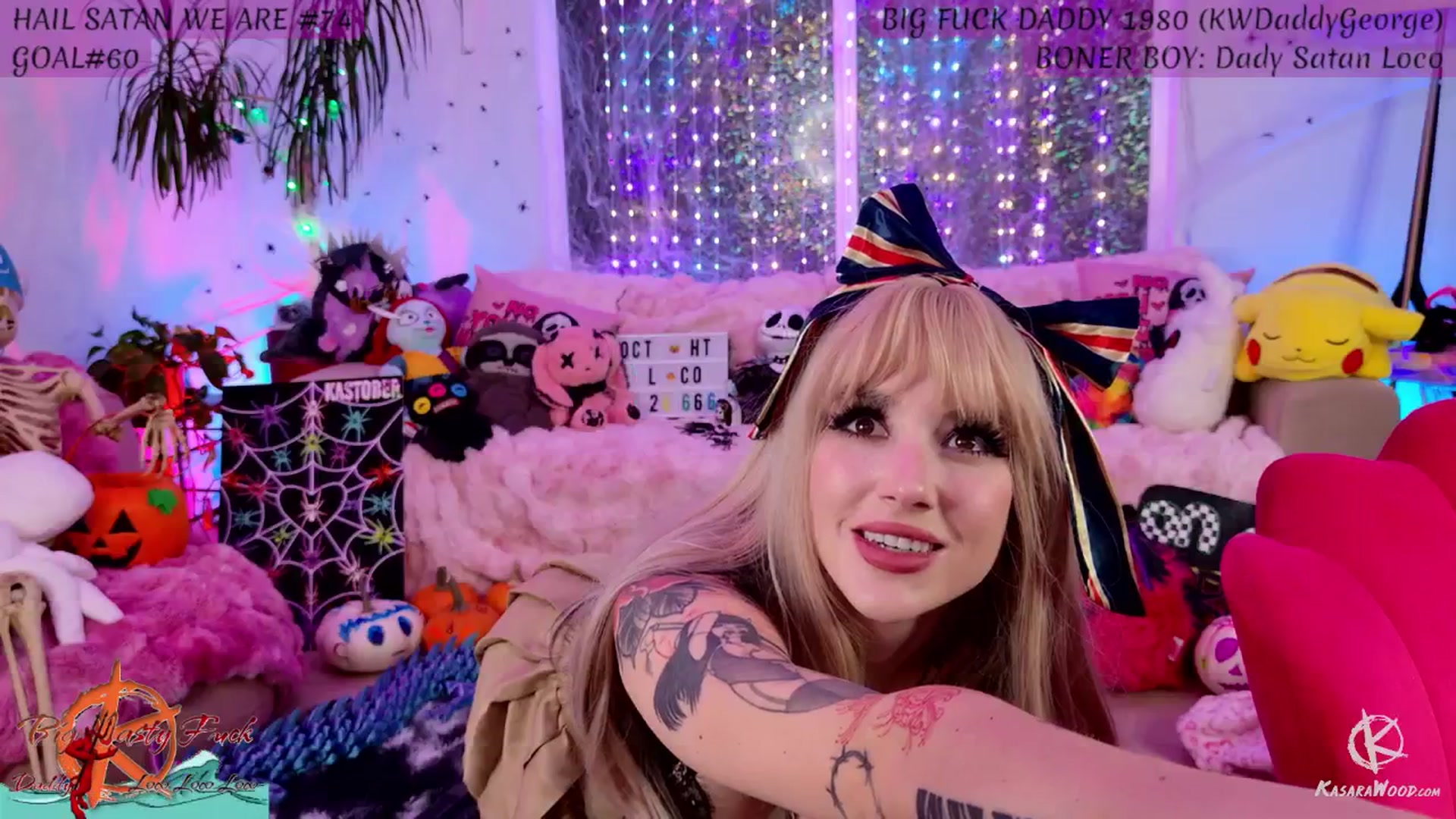 Gallery image thumbnail from KasaraWood's myfreecams stream on, 10/11/2025, 08:22 image 9 of 20