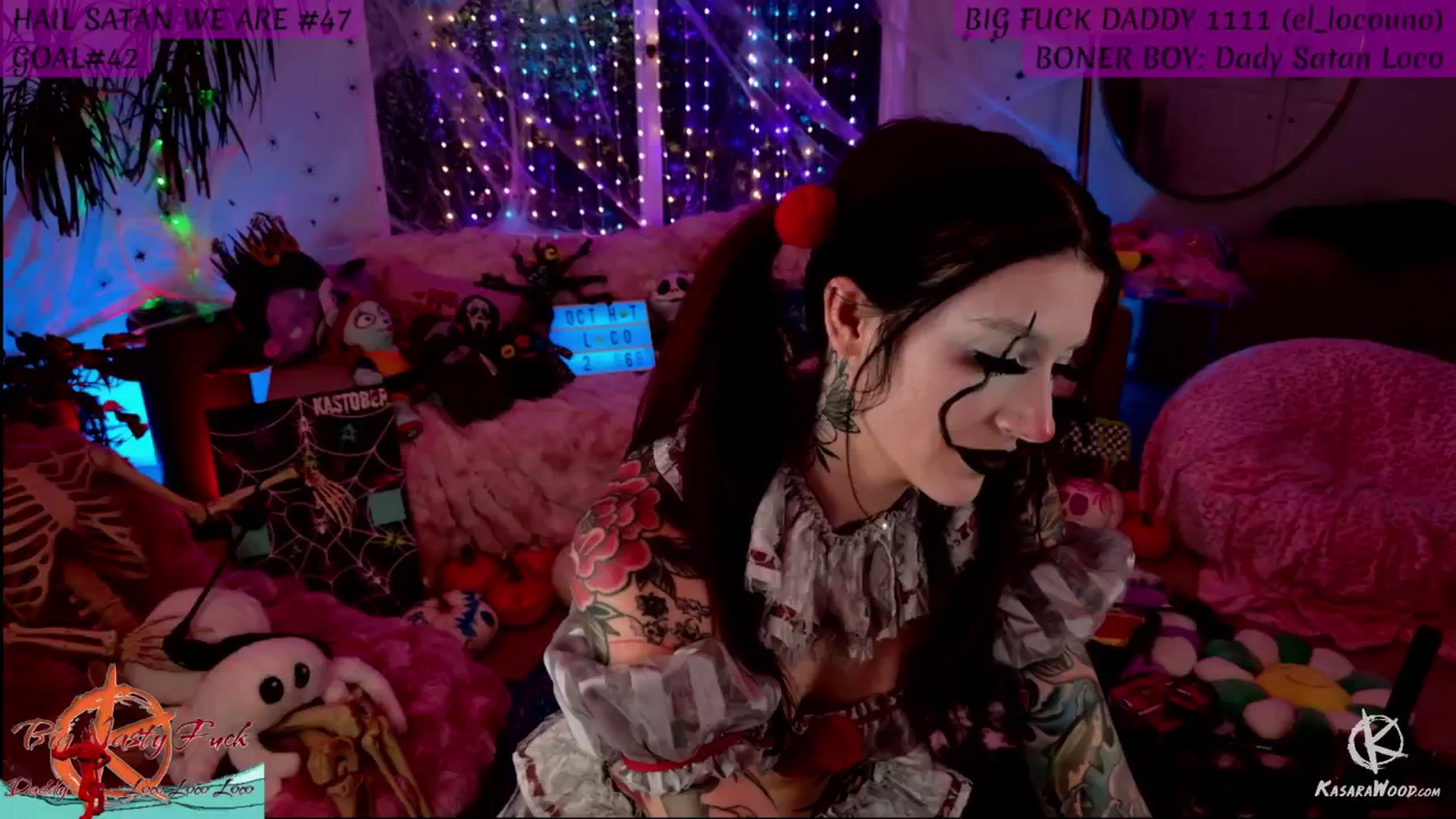 Gallery image thumbnail from KasaraWood's myfreecams stream on, 10/17/2025, 04:54 image 4 of 20