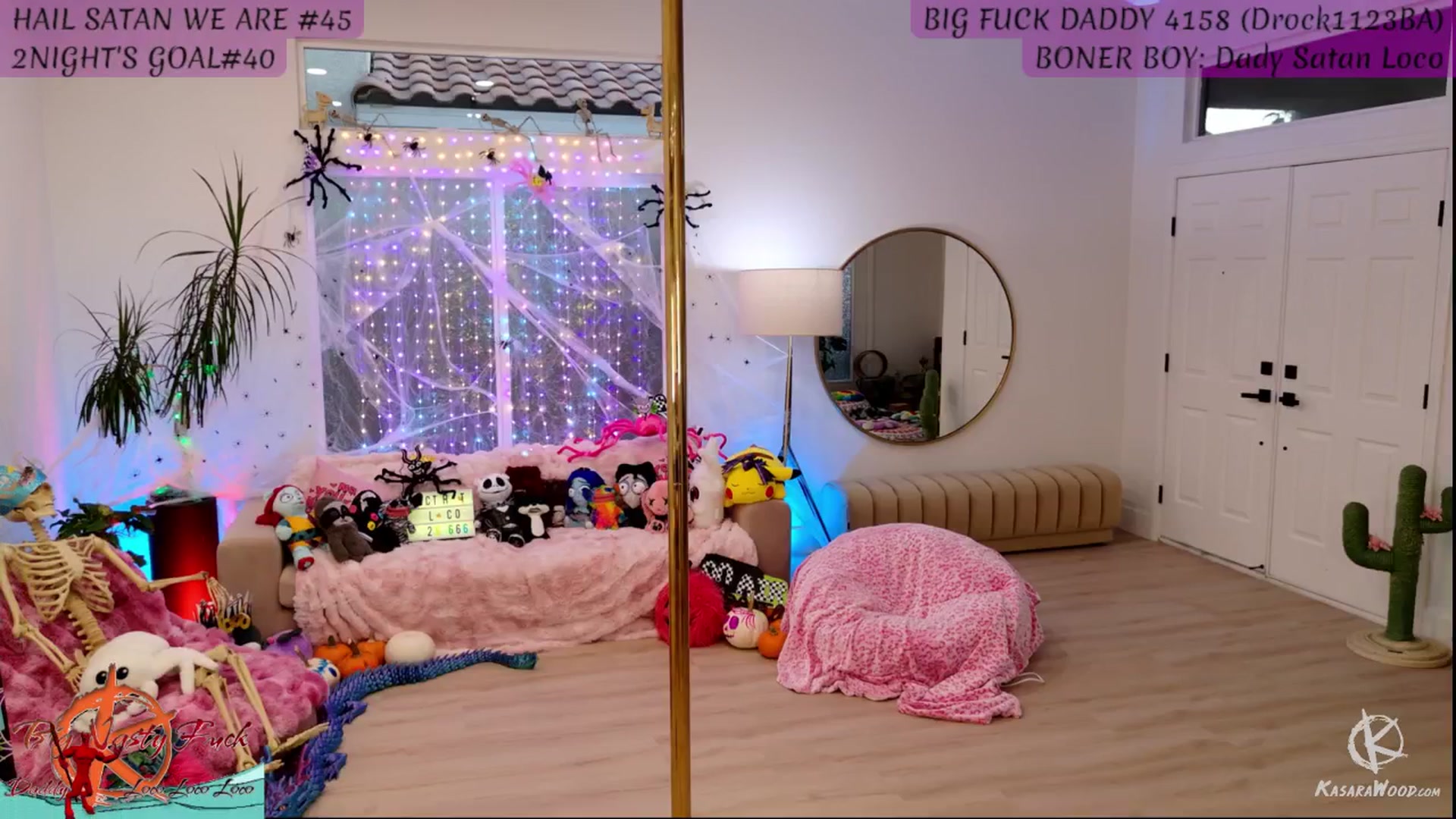 Gallery image thumbnail from KasaraWood's myfreecams stream on, 10/19/2025, 03:56 image 6 of 20