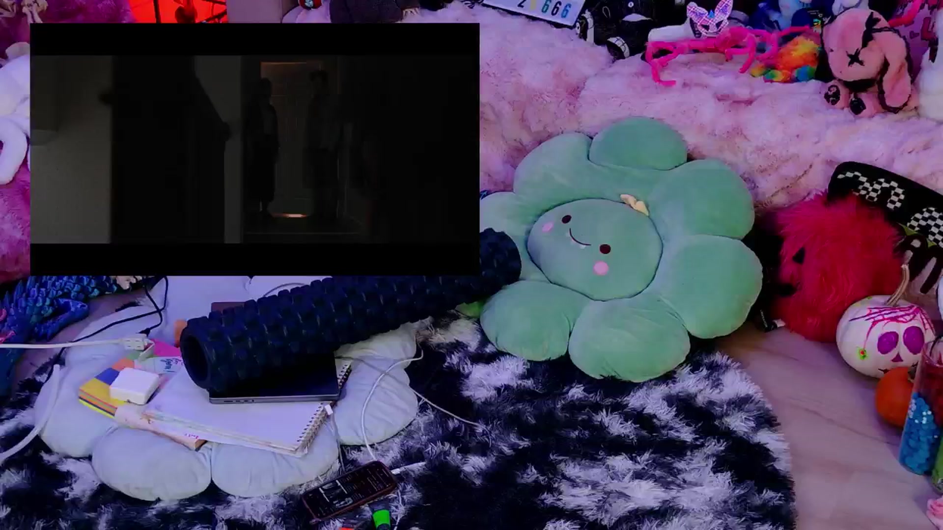 Gallery image thumbnail from KasaraWood's myfreecams stream on, 10/27/2025, 03:14 image 14 of 20