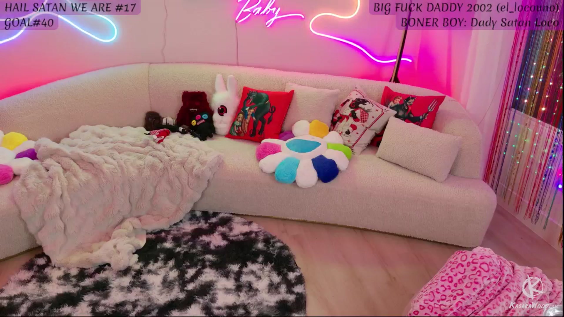 Gallery image thumbnail from KasaraWood's myfreecams stream on, 12/03/2025, 06:38 image 10 of 20