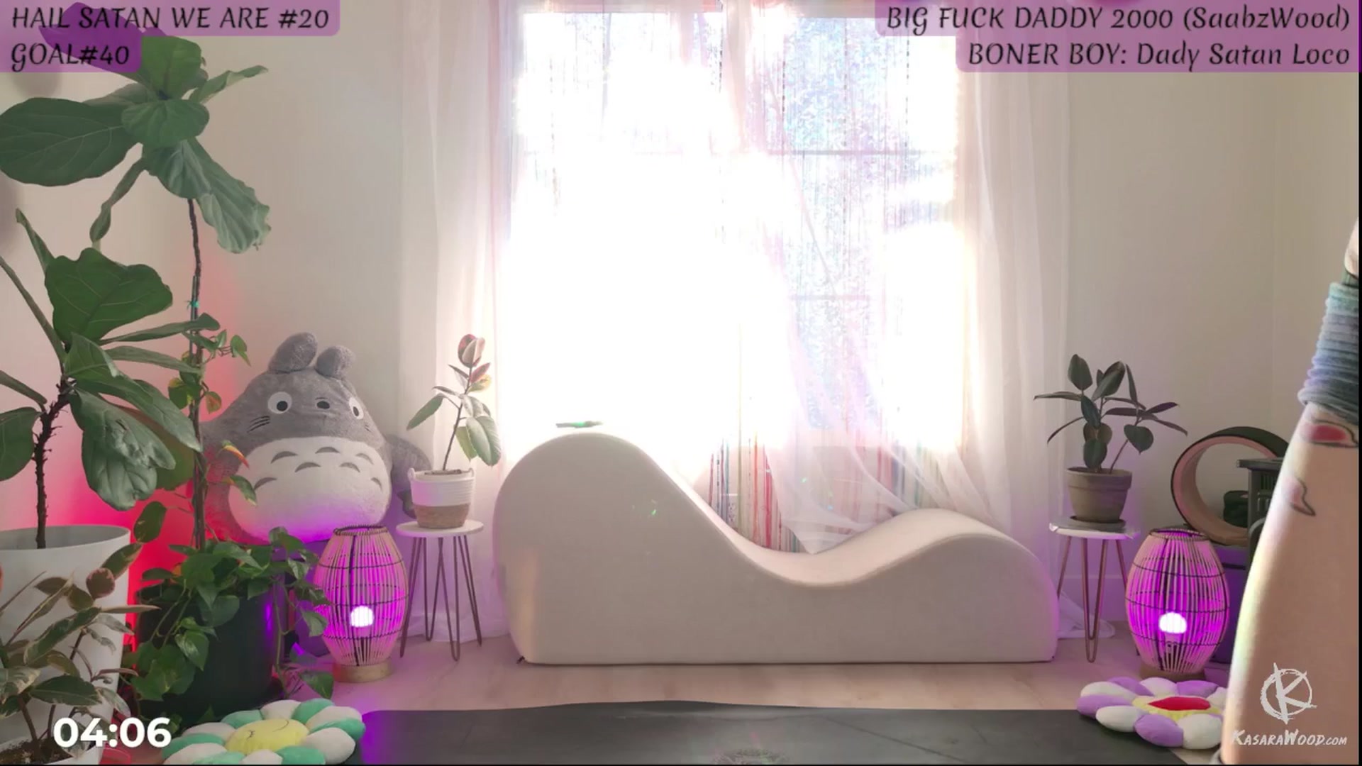 Gallery image thumbnail from KasaraWood's myfreecams stream on, 12/03/2025, 23:44 image 12 of 20
