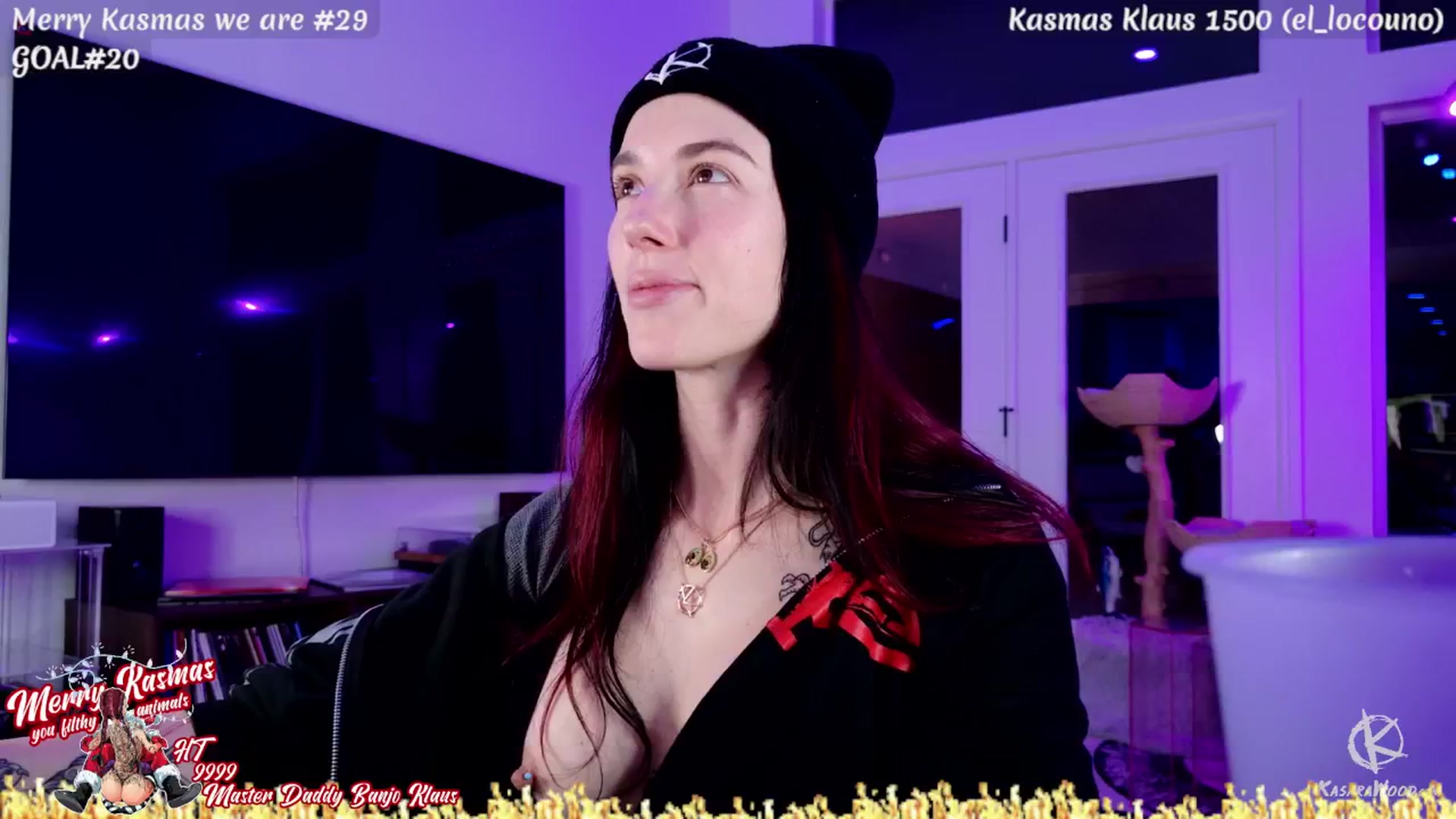 Gallery image thumbnail from KasaraWood's myfreecams stream on, 12/11/2025, 06:43 image 11 of 20