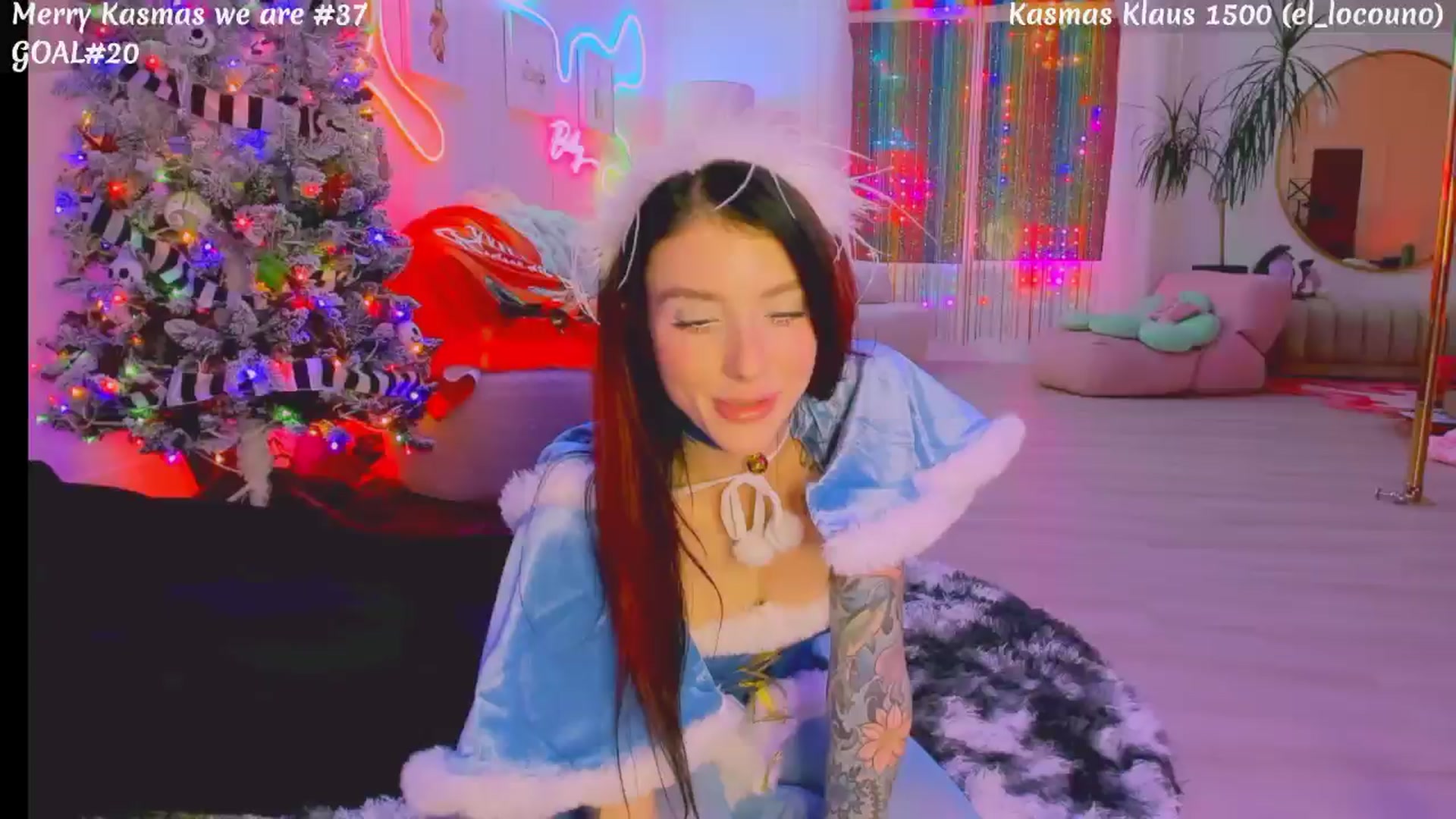 Gallery image thumbnail from KasaraWood's myfreecams stream on, 12/13/2025, 04:49 image 10 of 20