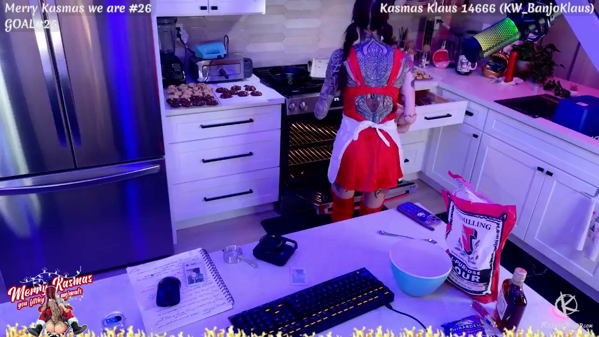 Gallery image thumbnail from KasaraWood's myfreecams stream on, 12/15/2025, 08:09 image 18 of 20