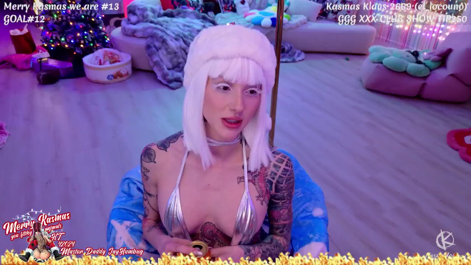 Gallery image thumbnail from KasaraWood's myfreecams stream on, 12/26/2025, 08:12 image 10 of 20