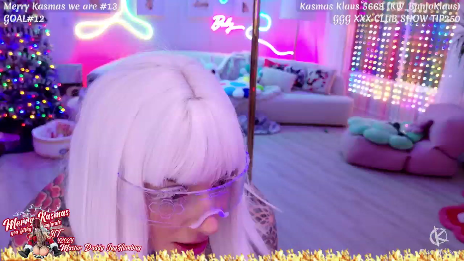 Gallery image thumbnail from KasaraWood's myfreecams stream on, 12/26/2025, 08:12 image 20 of 20