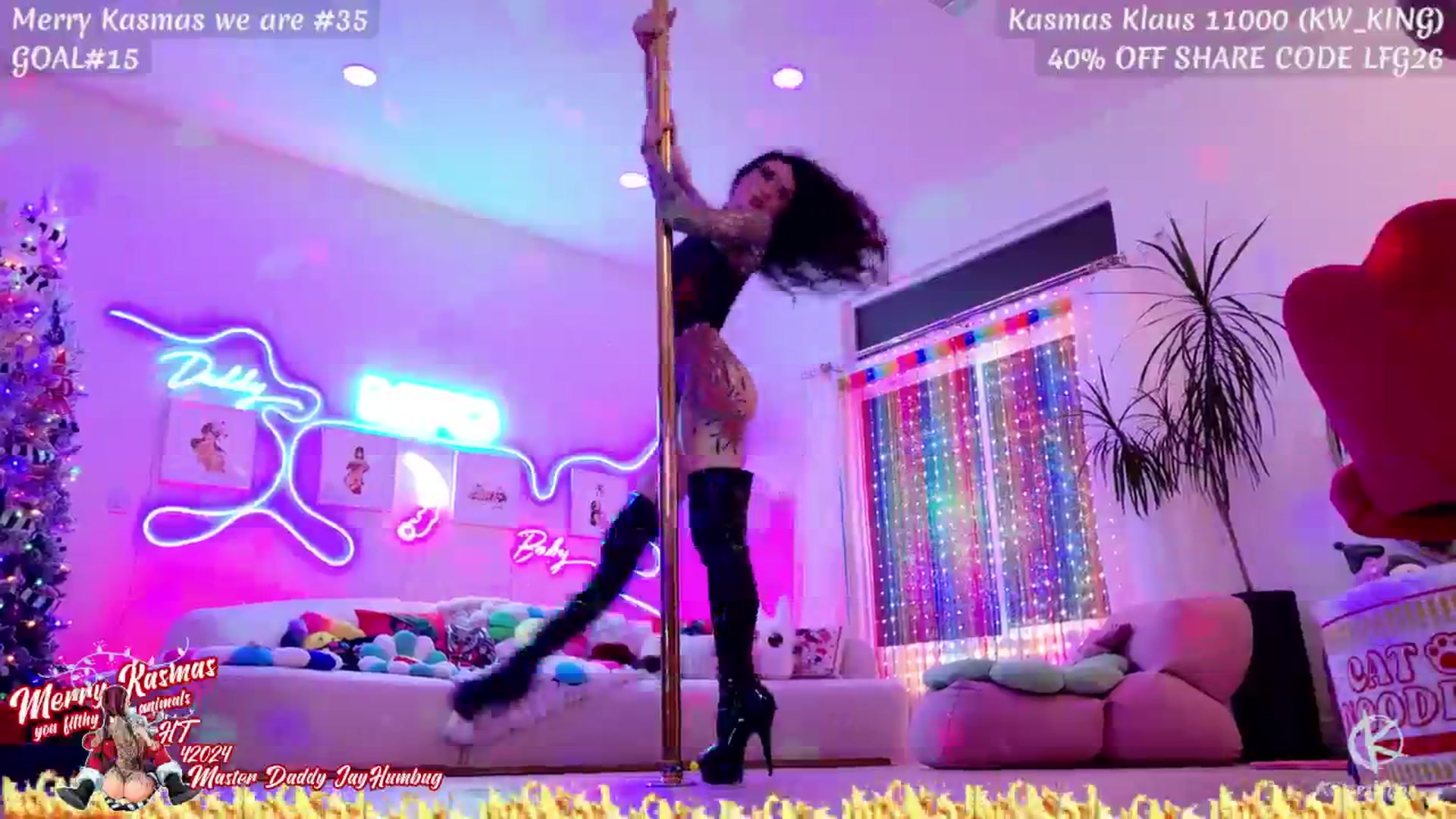 Gallery image thumbnail from KasaraWood's myfreecams stream on, 01/01/2026, 09:31 image 13 of 20