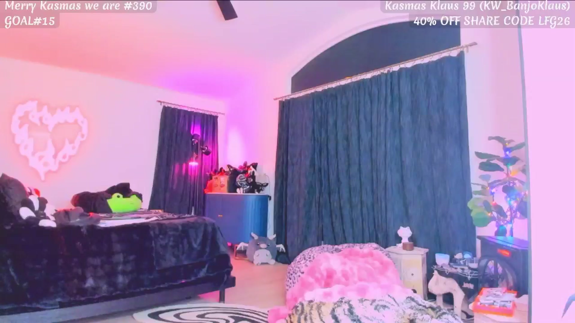 Gallery image thumbnail from KasaraWood's myfreecams stream on, 01/03/2026, 03:49 image 14 of 20