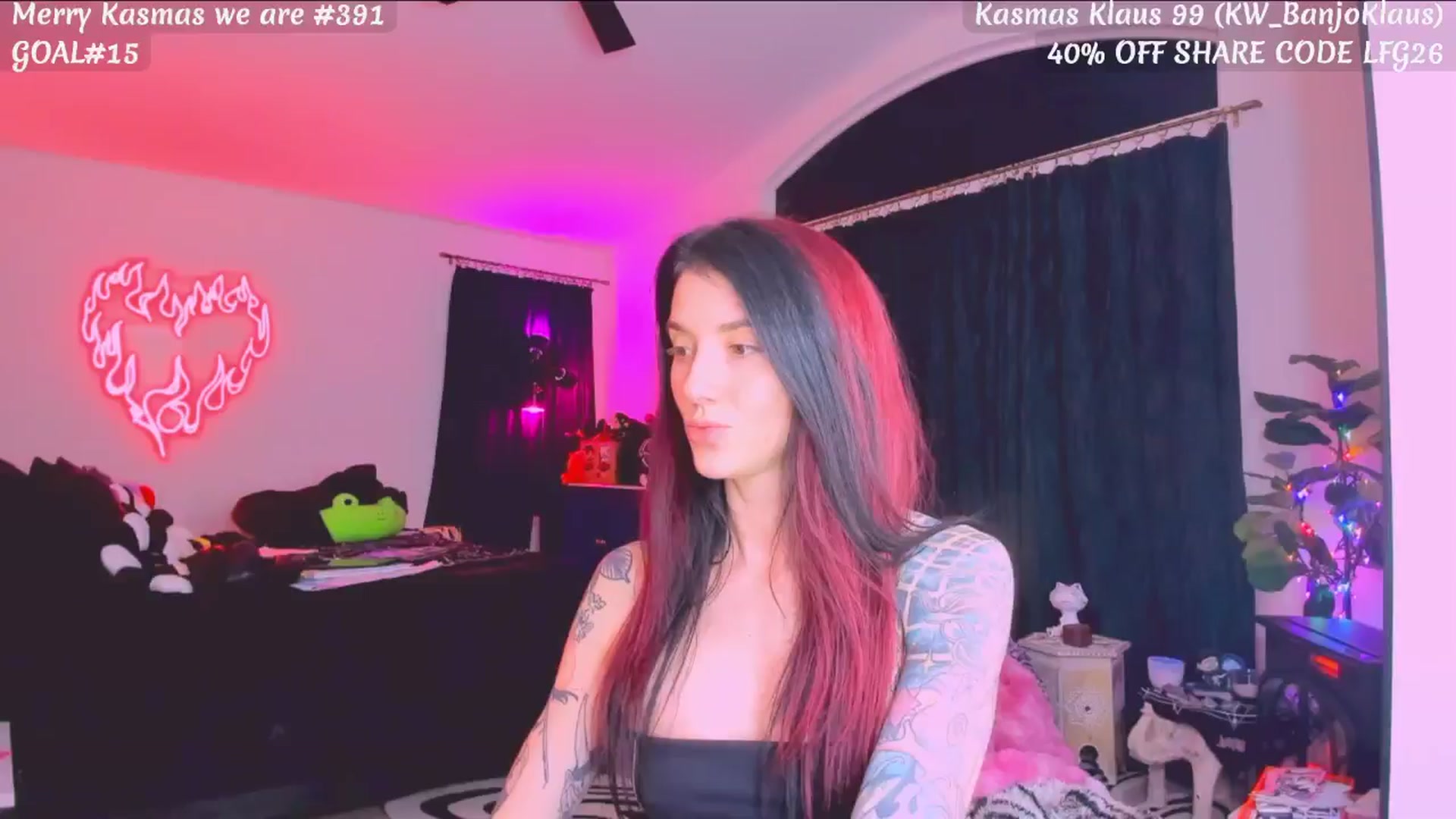 Gallery image thumbnail from KasaraWood's myfreecams stream on, 01/03/2026, 03:49 image 18 of 20