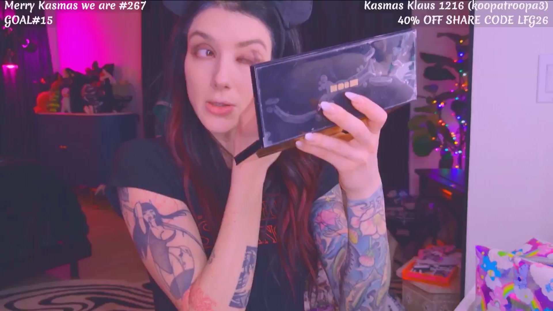 Gallery image thumbnail from KasaraWood's myfreecams stream on, 01/08/2026, 05:46 image 10 of 20