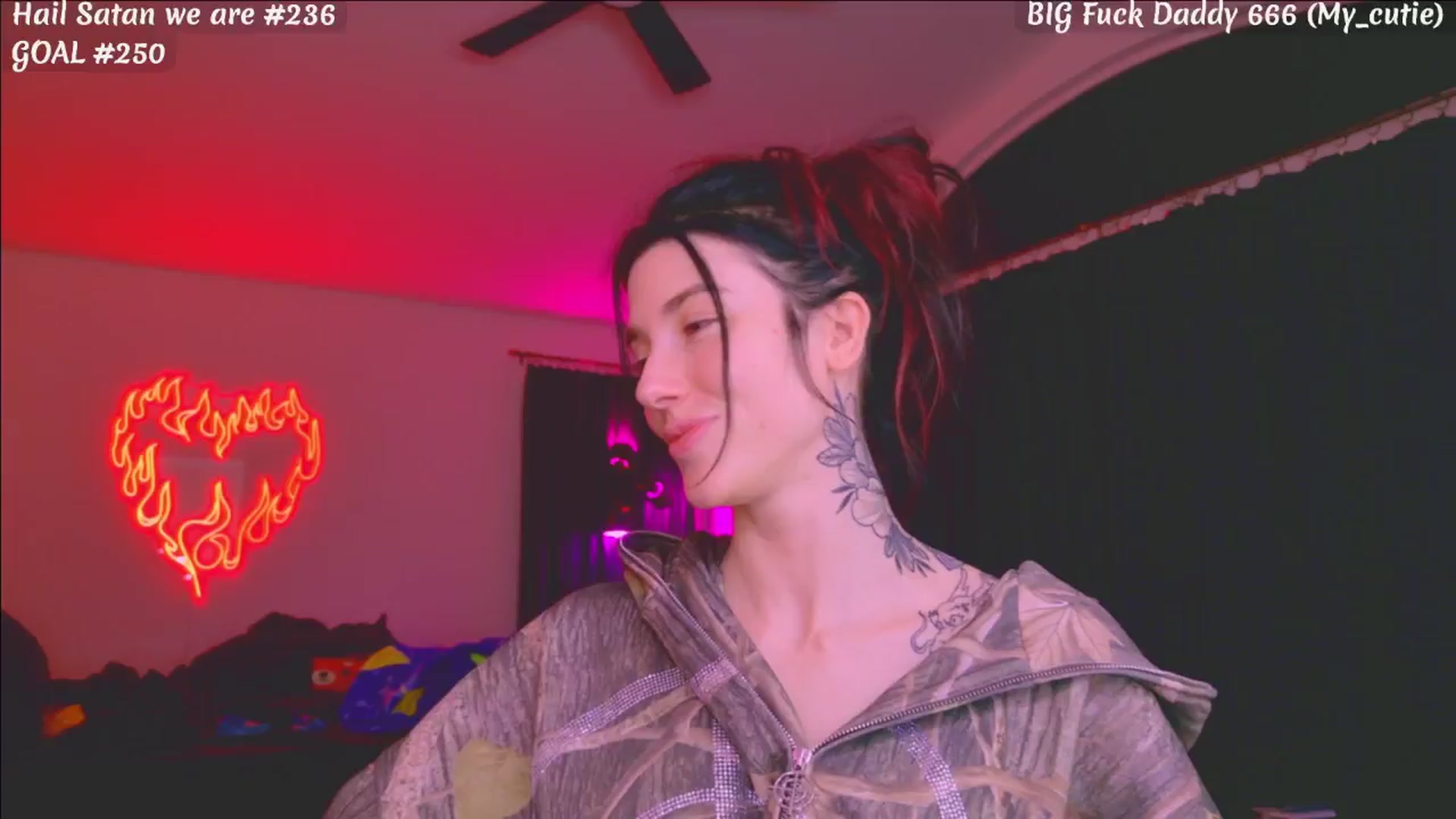 Gallery image thumbnail from KasaraWood's myfreecams stream on, 01/28/2026, 05:48 image 20 of 20