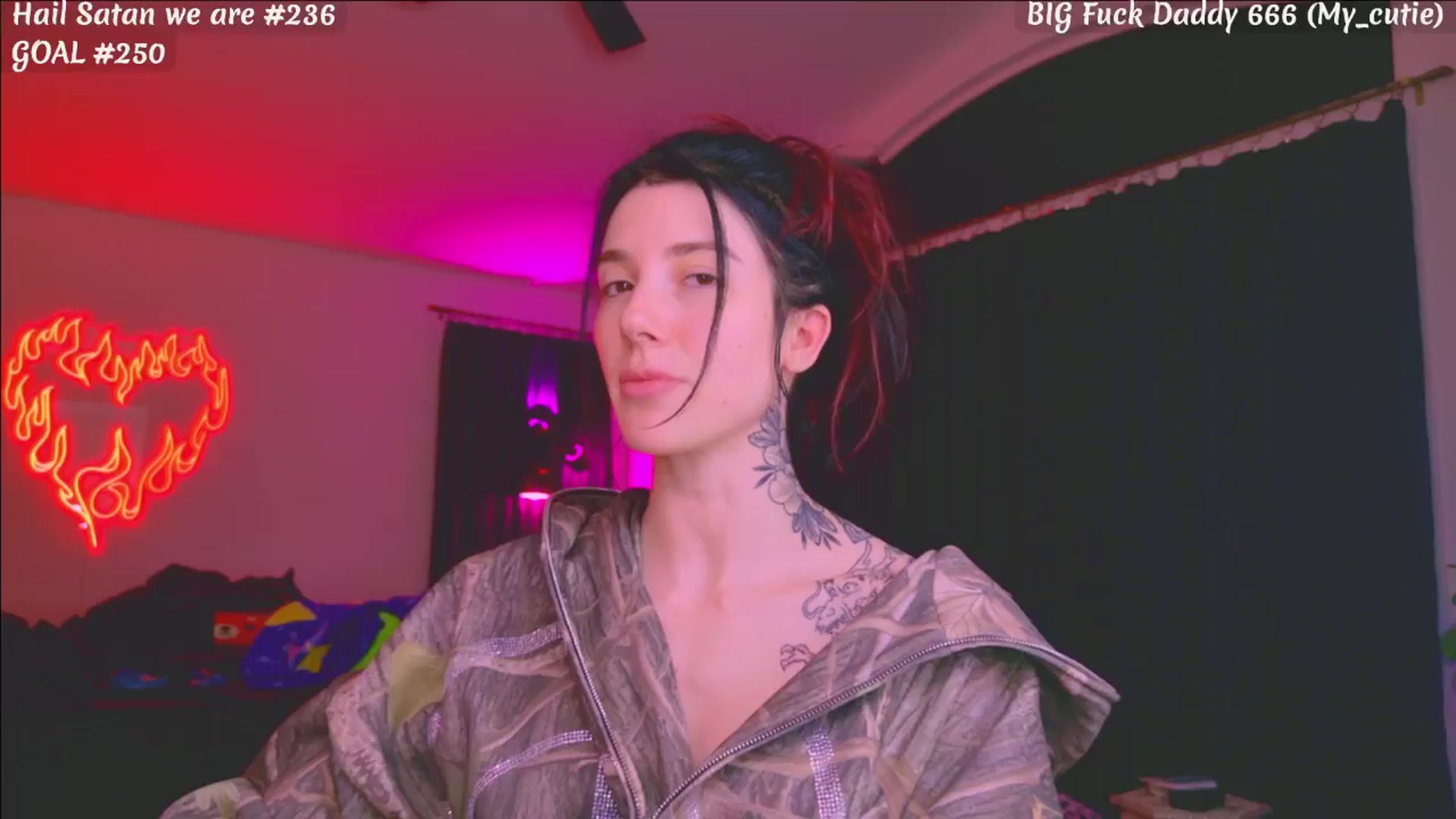 Gallery image thumbnail from KasaraWood's myfreecams stream on, 01/28/2026, 05:48 image 13 of 20