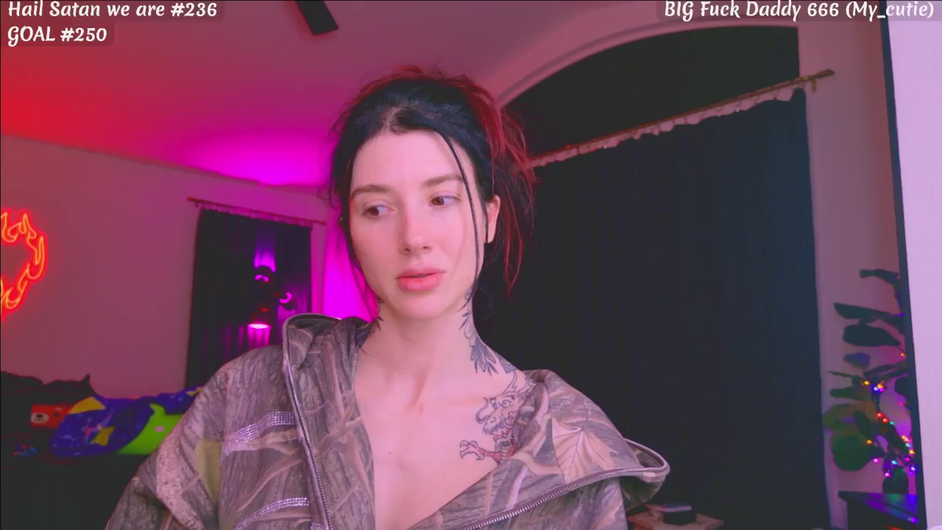 Gallery image thumbnail from KasaraWood's myfreecams stream on, 01/28/2026, 05:48 image 15 of 20