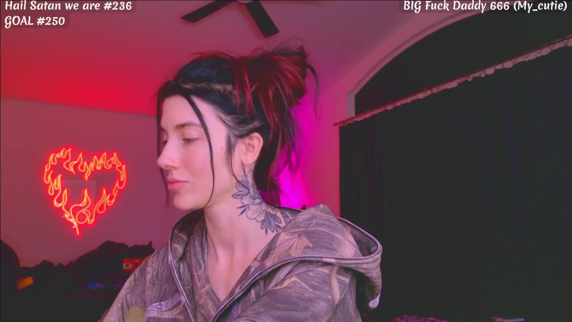Gallery image thumbnail from KasaraWood's myfreecams stream on, 01/28/2026, 05:48 image 19 of 20